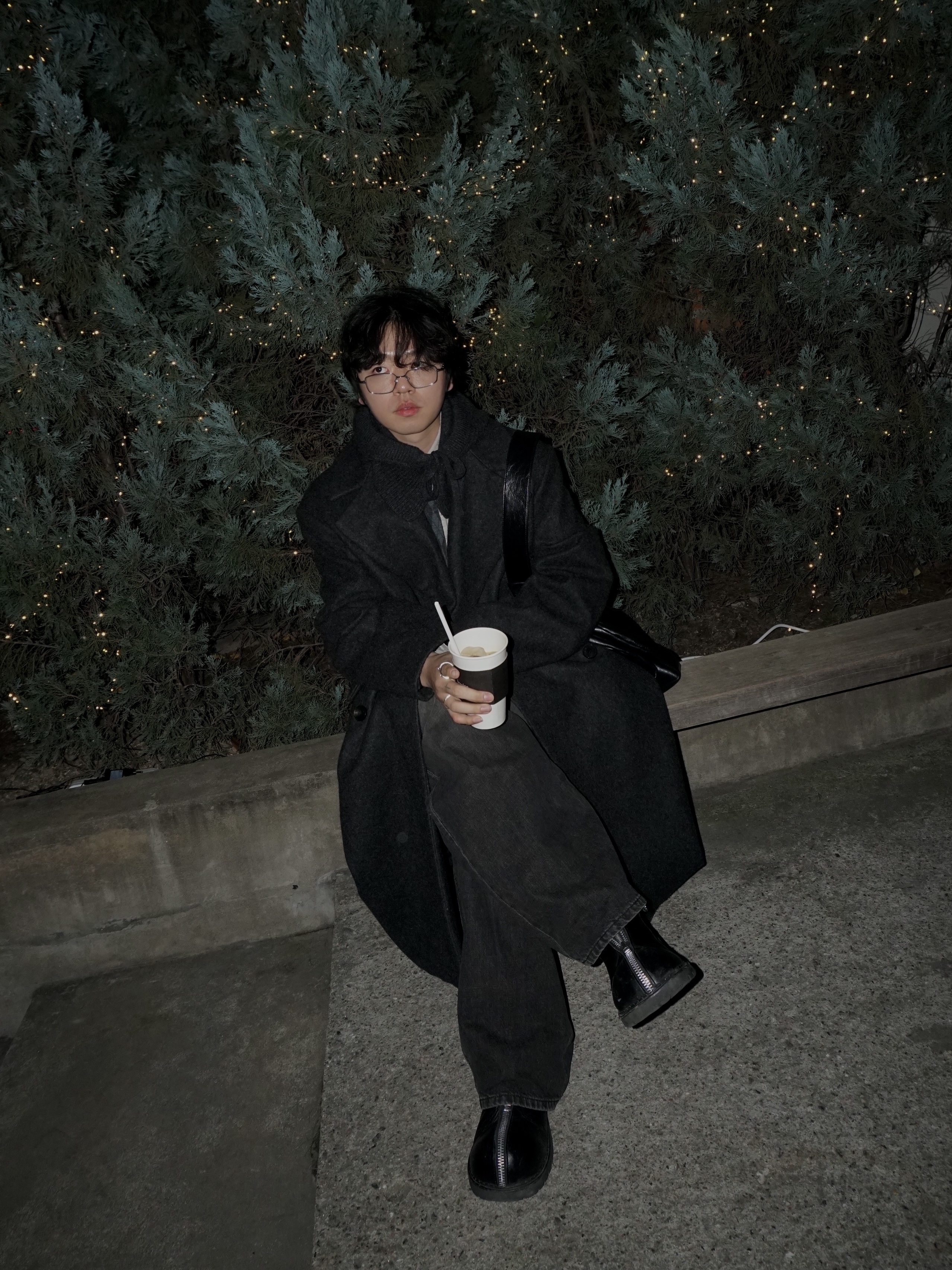 Millo Archive Double Coat Black, Gentle Monster Atomic 02 Silver 착용 스타일 - 1