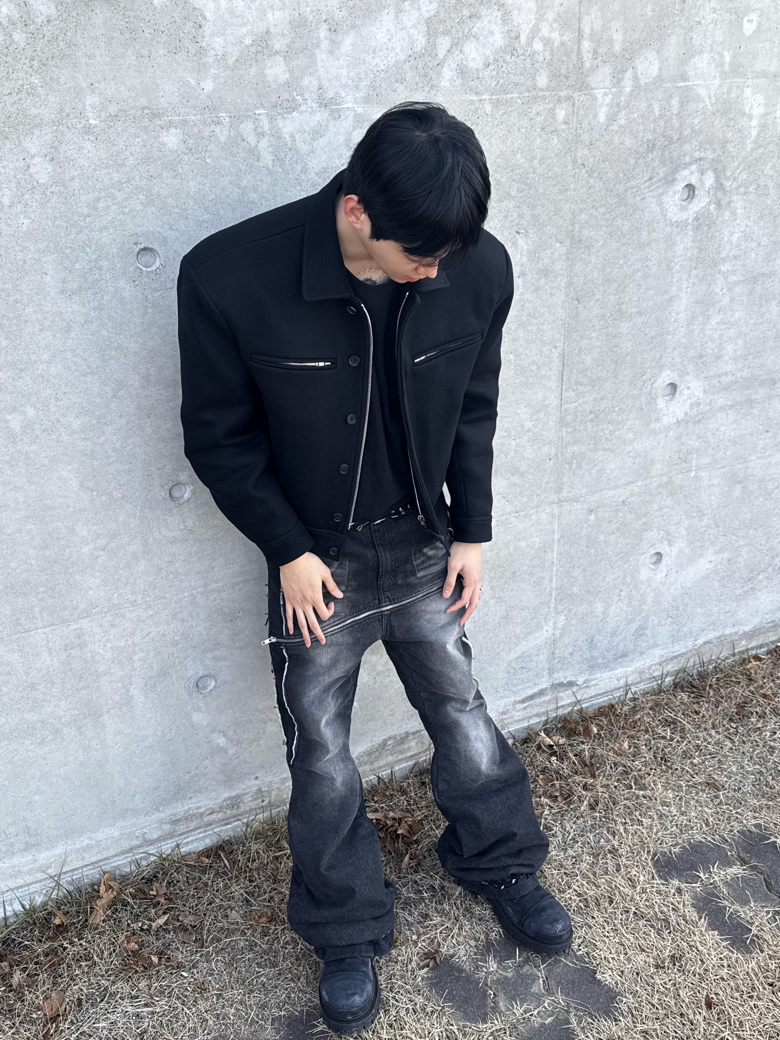 Balenciaga Combat Strike 20mm Boots Black, Stussy 8 Ball Studded Belt Black 착용 스타일 - 3