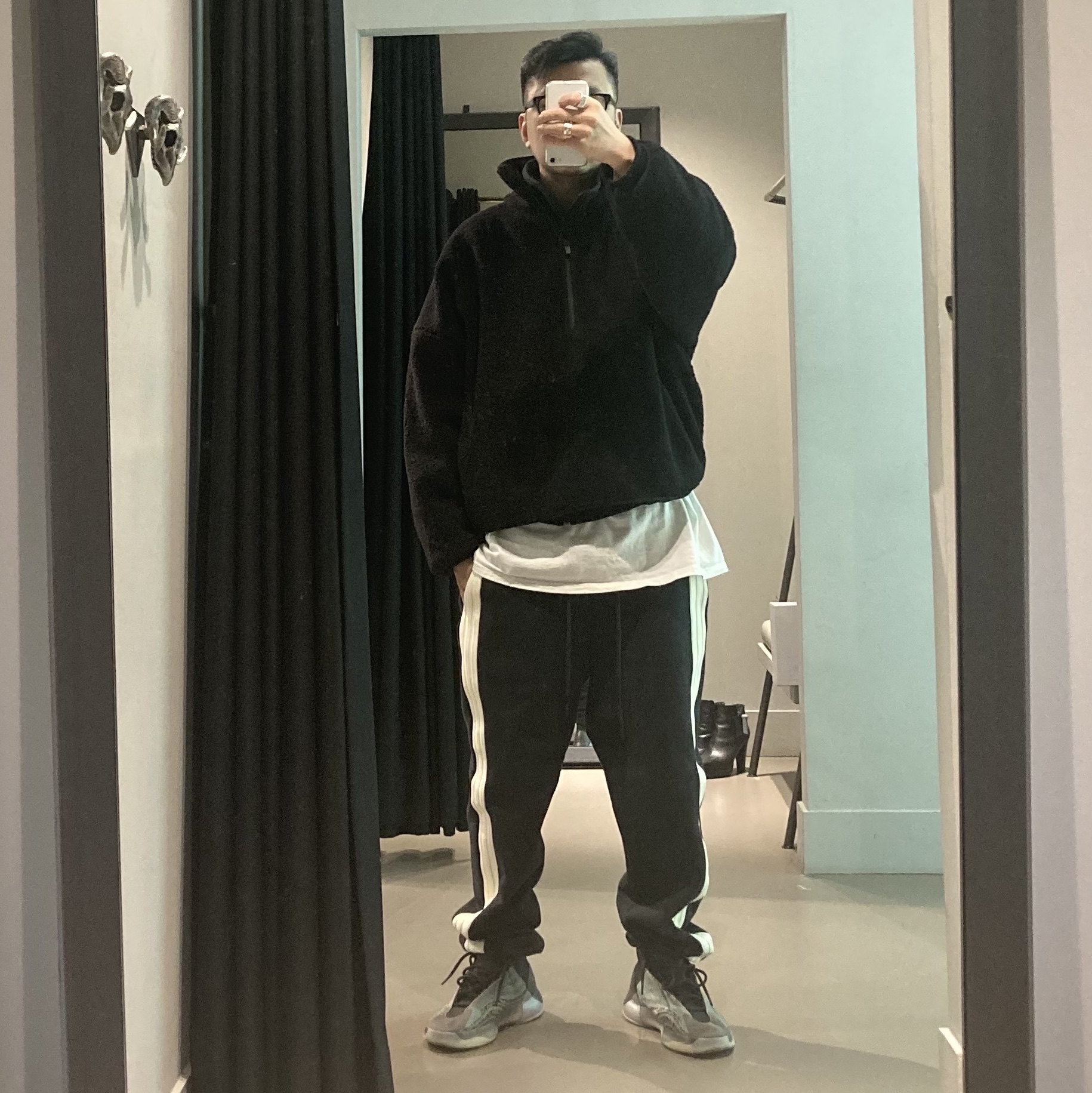 Adidas x Fear of God Athletics Heavy Fleece Sweatpant Black Cream White - KR Sizing, Adidas Yeezy QNTM Teal Blue 착용 스타일