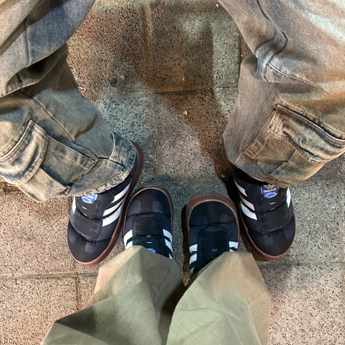 Adidas Puffylette Samba Core Black 착용 스타일