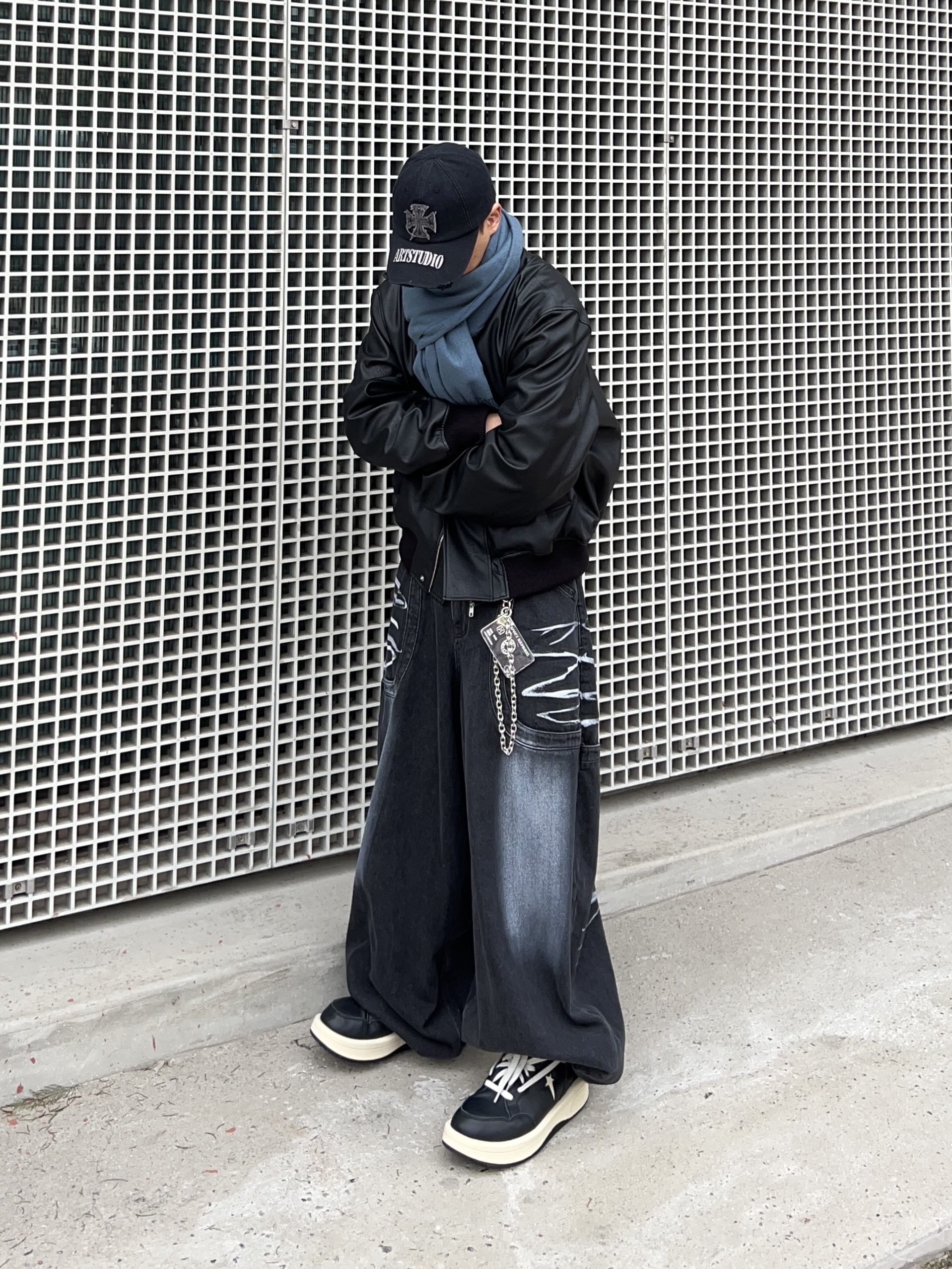 Converse x Drkshdw Turbowpn Black Cream 착용 스타일