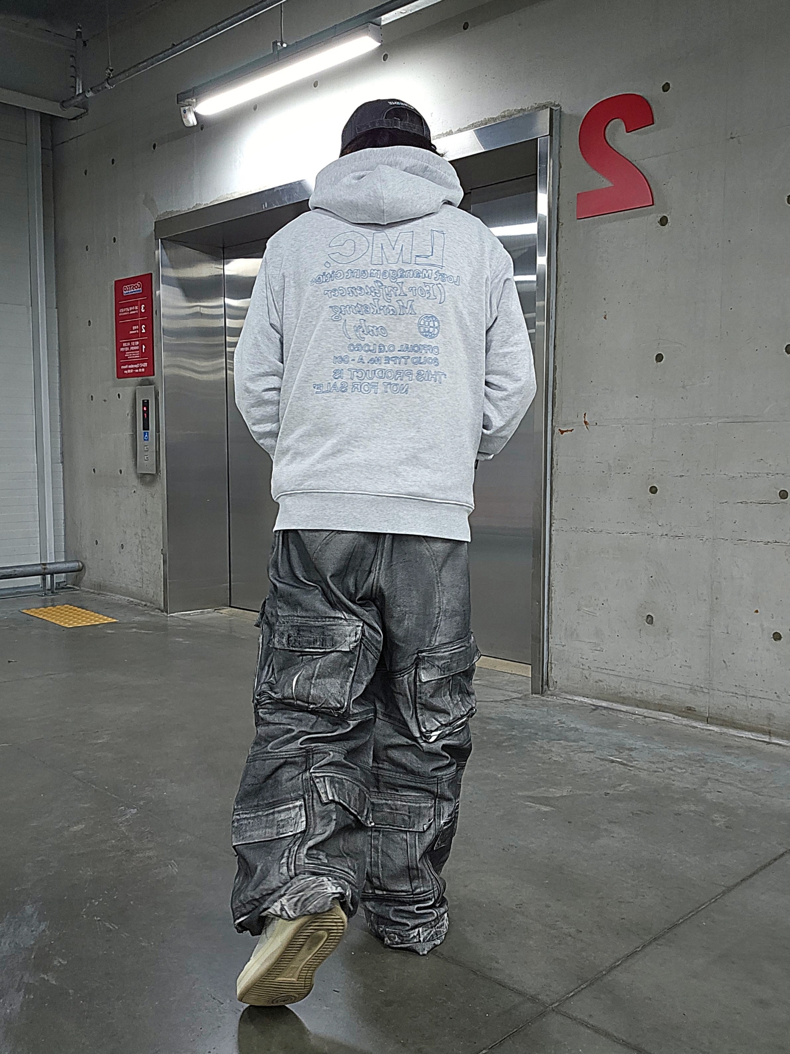 Project G/R Painted Denim Cargo Dirty White, Converse x Drkshdw Turbowpn Egret 착용 스타일 - 1