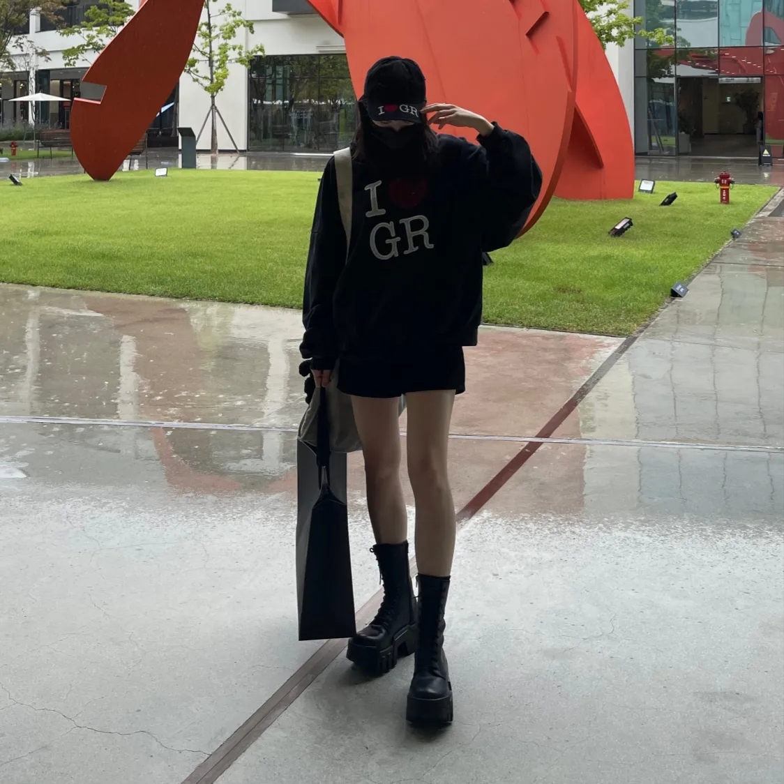 Project G/R I Love GR Hoodie Black - Haus of GR Exclusive, Project G/R I Love GR Cap Black - Haus of GR Exclusive 착용 스타일