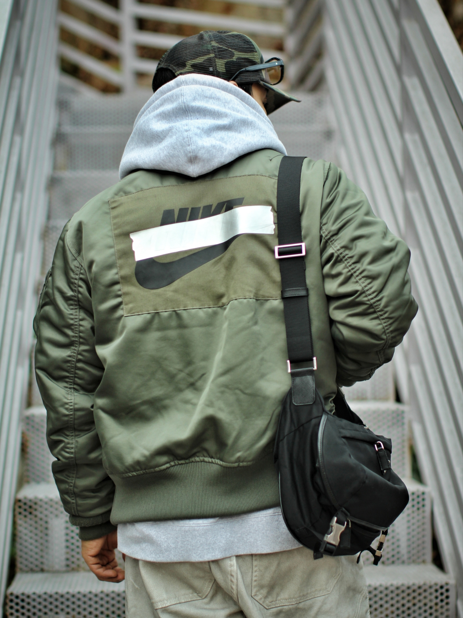 Supreme Underline Mesh Back 5-Panel Woodland Camo - 24FW, Nike NSW Punk Bomber Jacket - Asia 착용 스타일 - 4