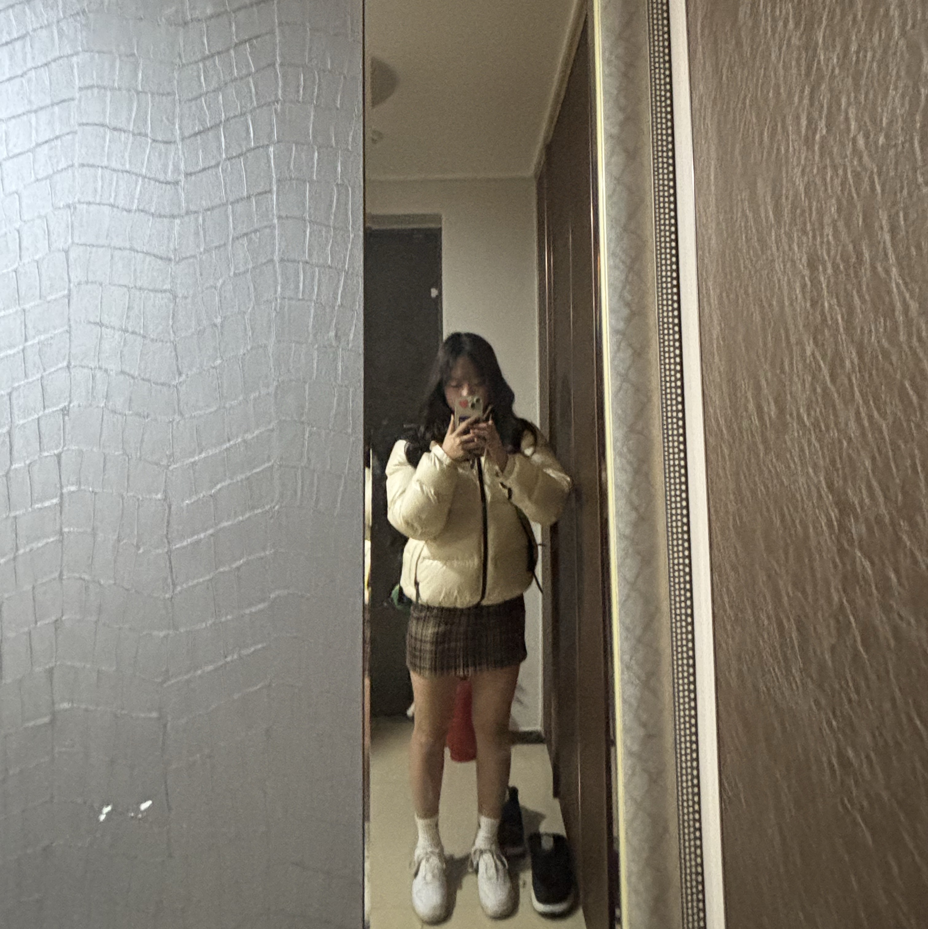 The North Face 1996 Eco Nuptse Jacket Cream, (GS) Nike Court Borough Low Recraft White Vintage Green 착용 스타일
