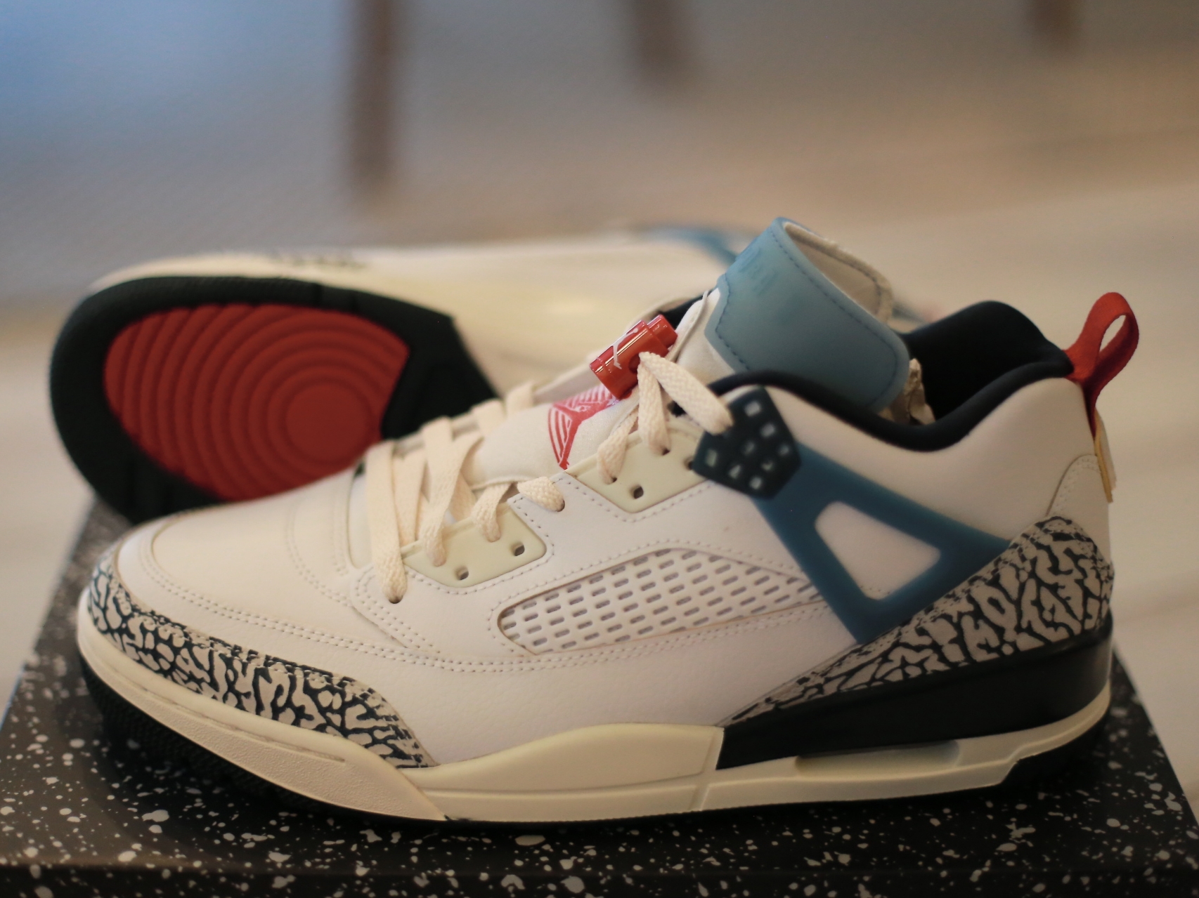 Jordan Spizike Low White Armory Navy 착용 스타일 - 4