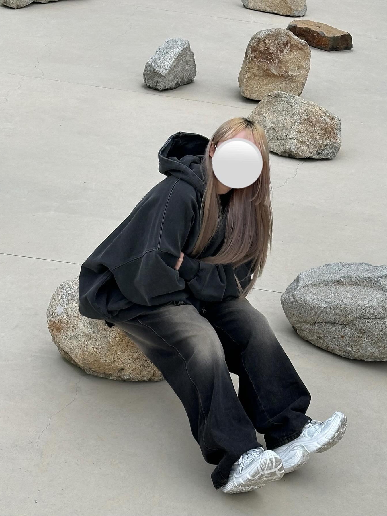 Undermycar Mu.11 Anti Fxxking Logo Play Oversized Pigment Hood Zip-up Gray, (W) Balenciaga 6XL Sneakers White 착용 스타일 - 2