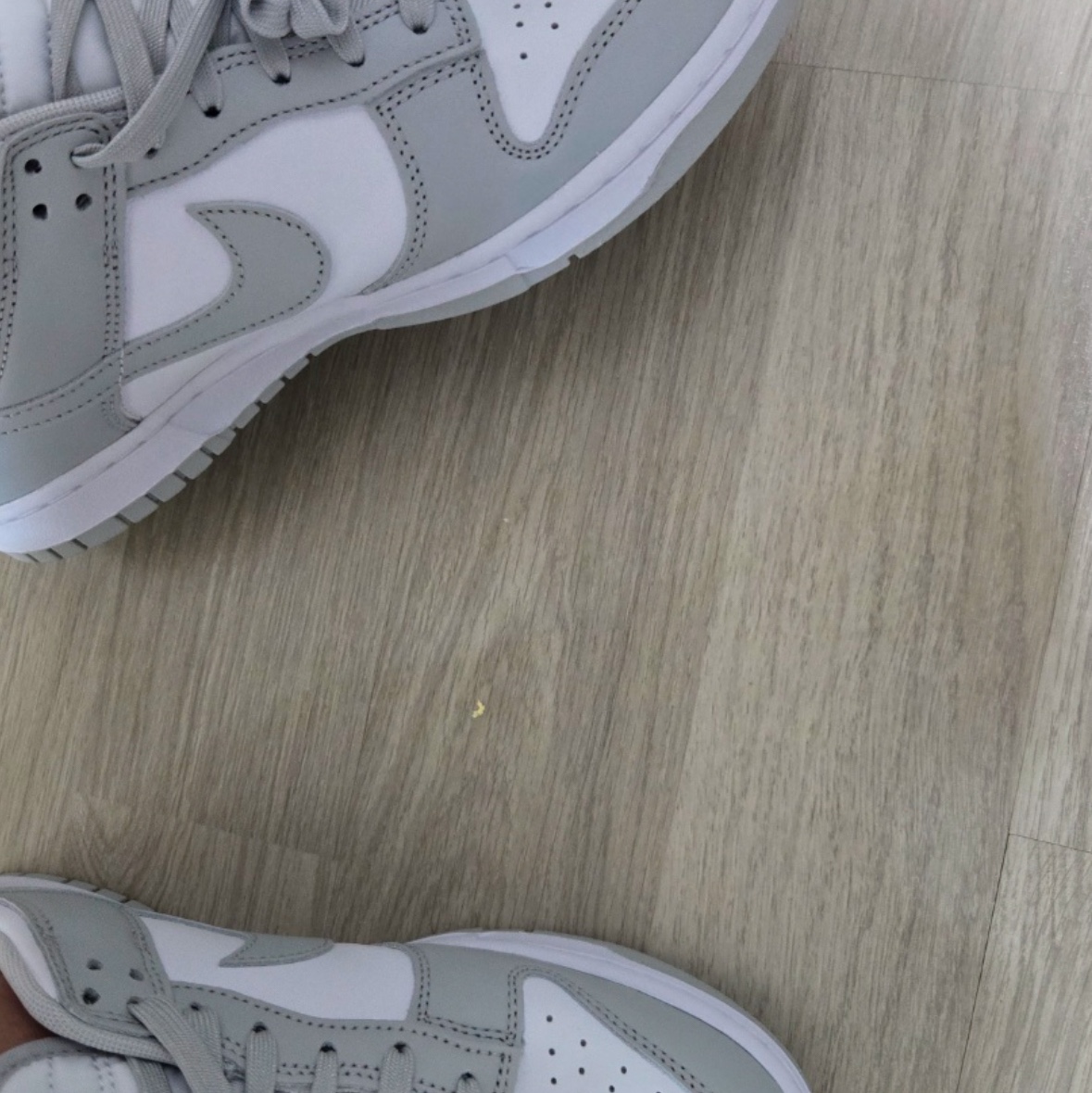 Nike Dunk Low Retro Grey Fog 착용 스타일