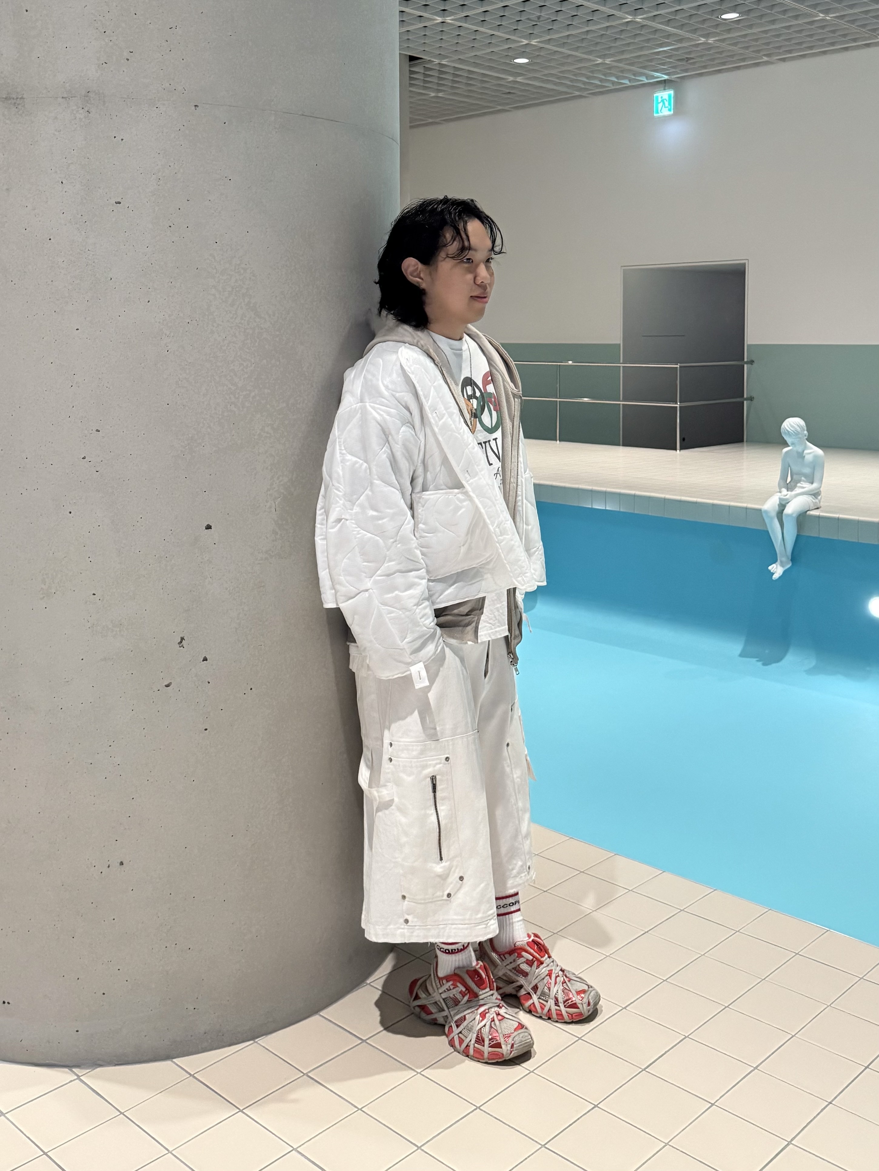 Project G/R Bondage Cross Fishtail Parka White Camo, Project G/R Furious Logo Applique Zip Hoodie Grey - 10 Corso Como Exclusive 착용 스타일 - 1