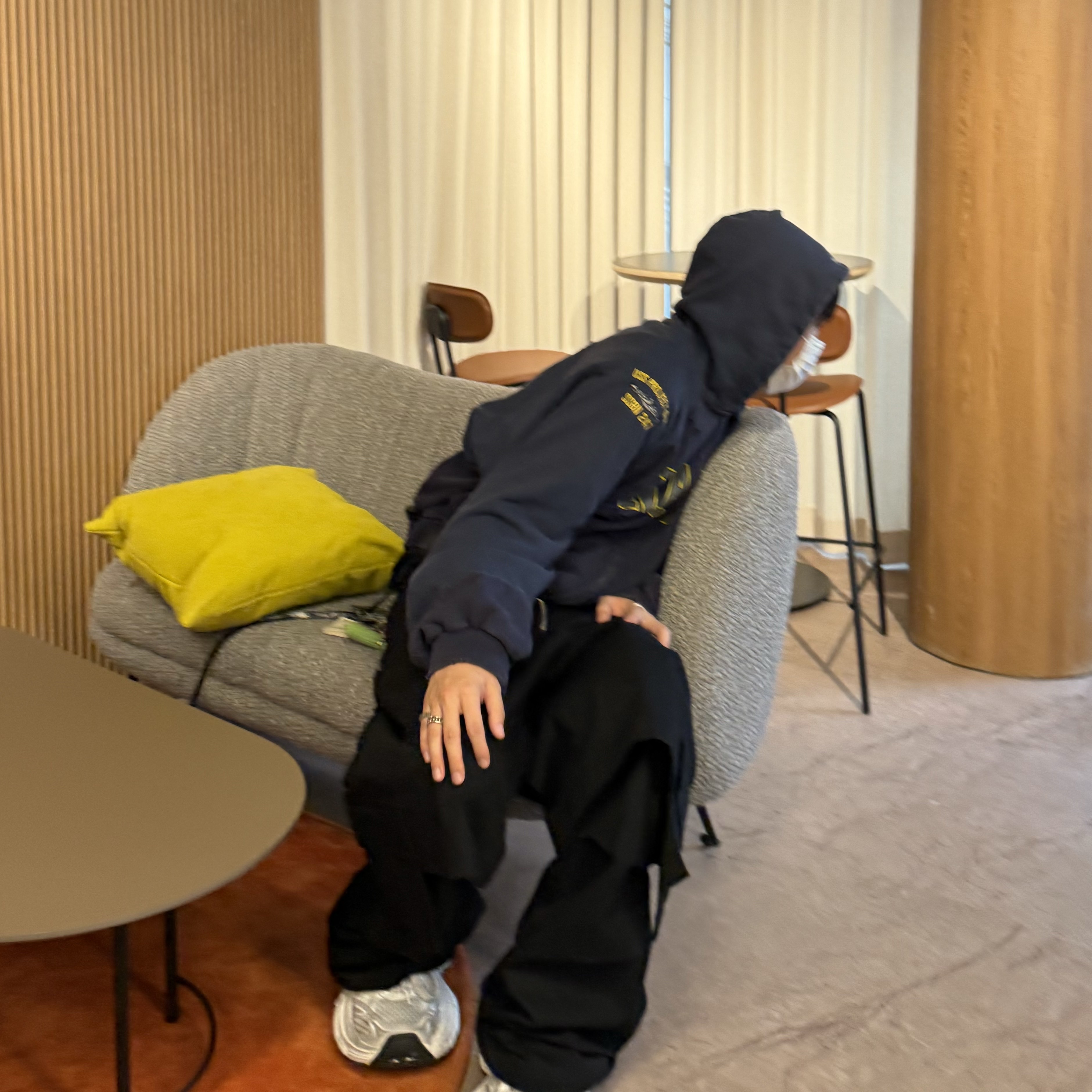 Project G/R Reconstructed Folded Zip Hoodie Navy 착용 스타일 - 2