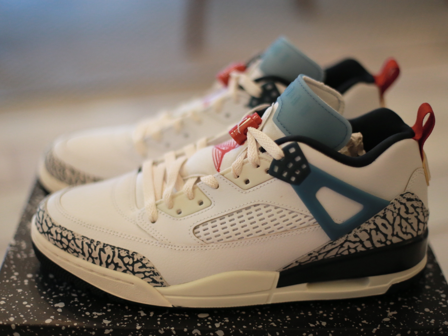Jordan Spizike Low White Armory Navy 착용 스타일 - 1