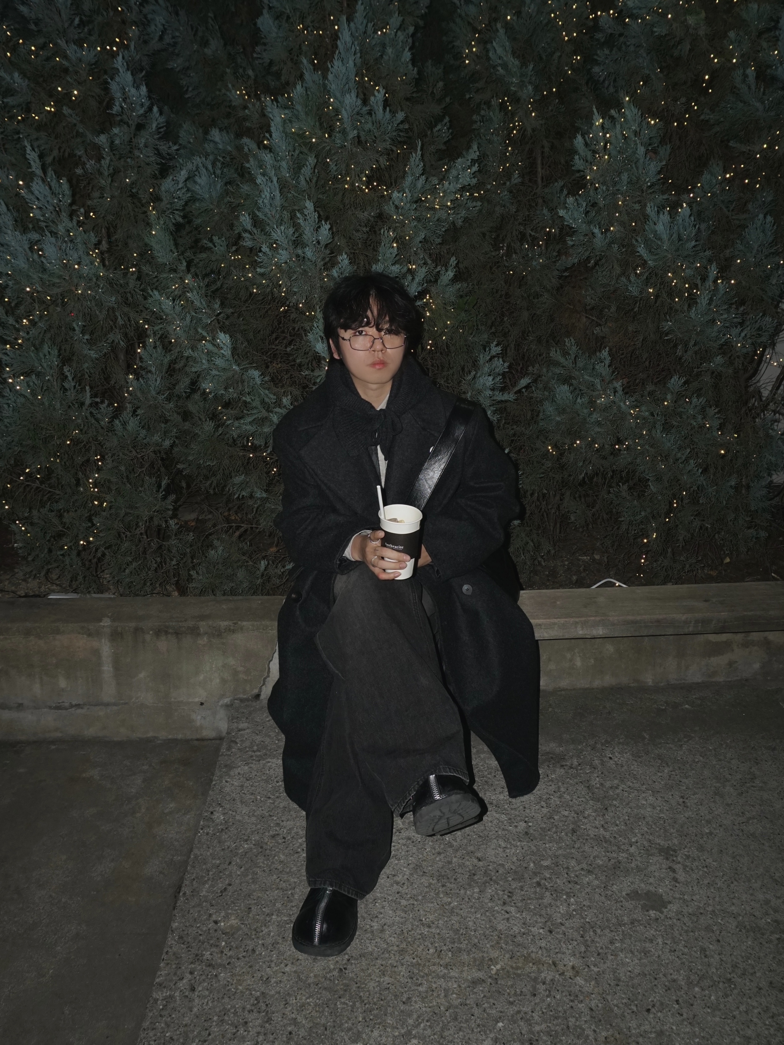 Millo Archive Double Coat Black, Gentle Monster Atomic 02 Silver 착용 스타일 - 2