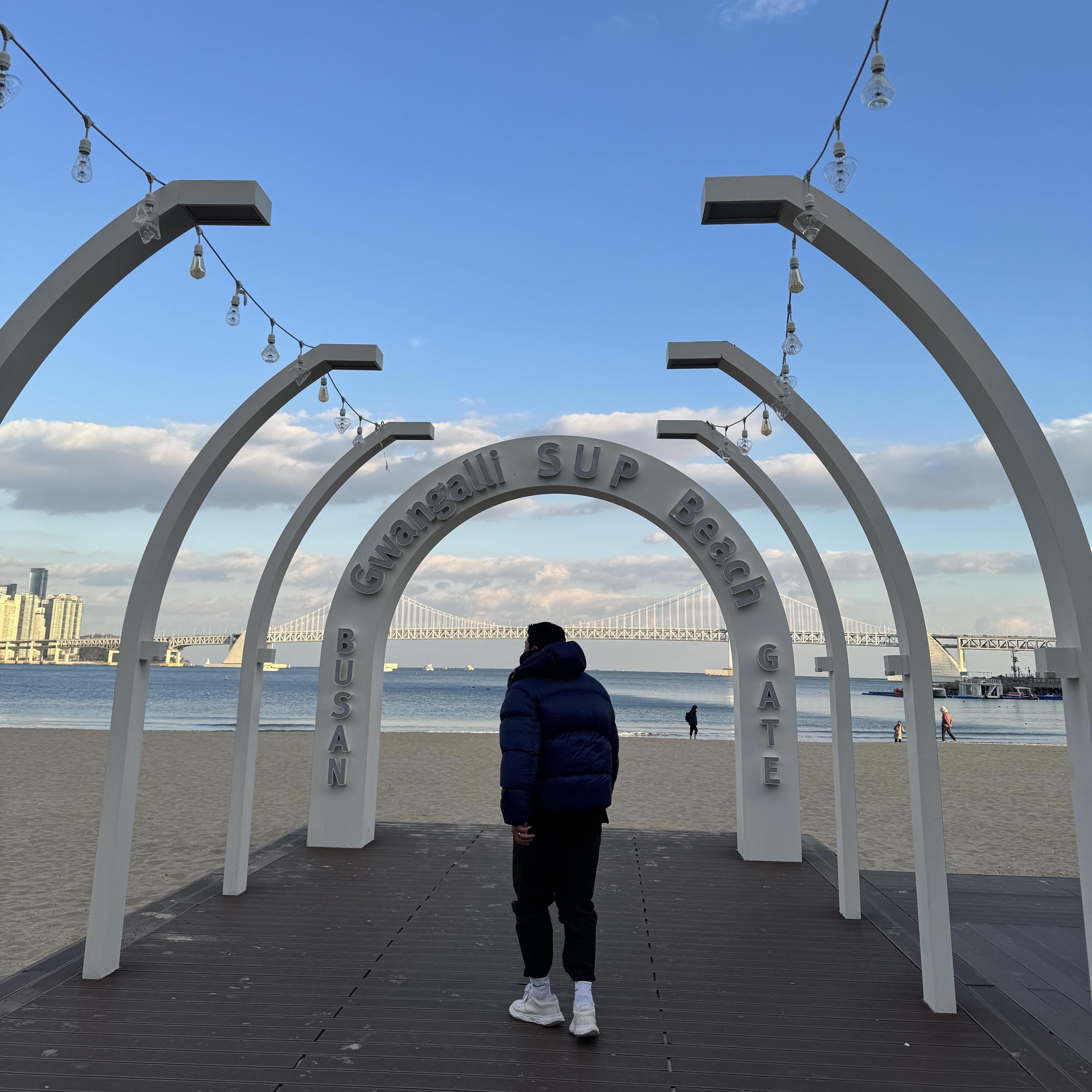Palace x C.P. Company DD Shell Ripstop Explorer Jacket Mazarine Blue - 23FW, Yeezy Gap Cordura Cargo Pant Black 착용 스타일 - 3