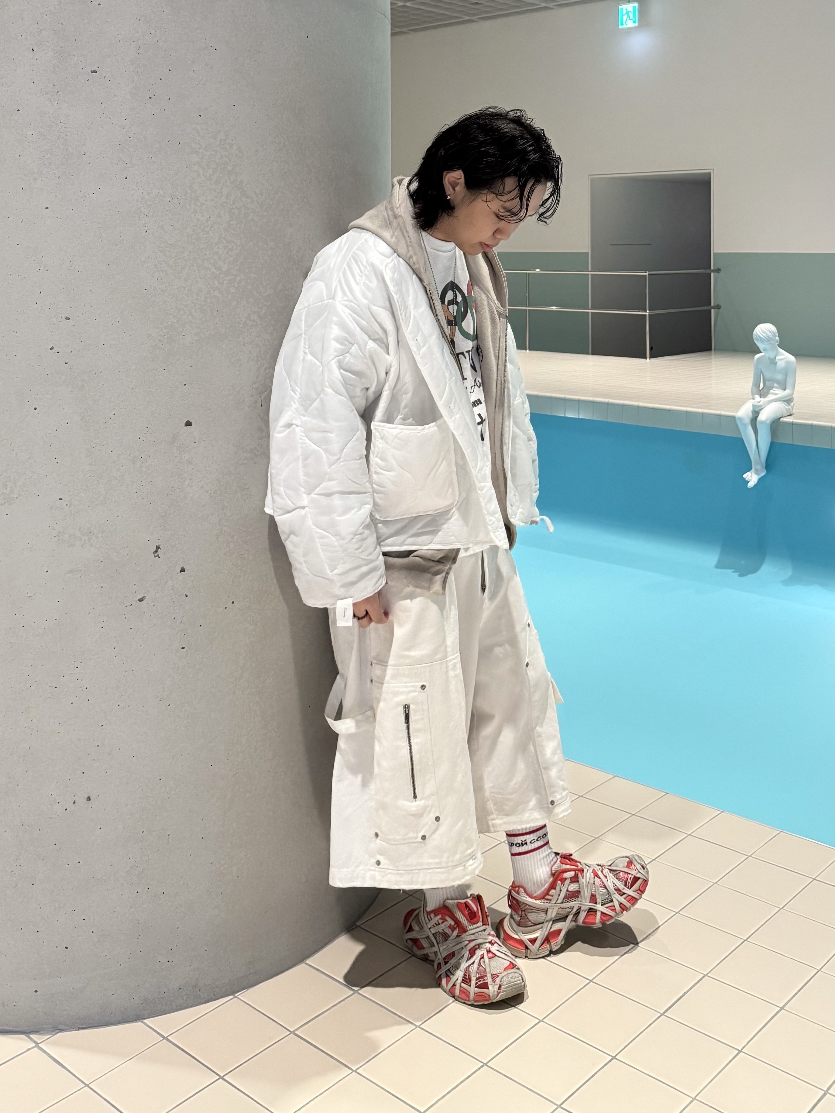 Project G/R Bondage Cross Fishtail Parka White Camo, Project G/R Furious Logo Applique Zip Hoodie Grey - 10 Corso Como Exclusive 착용 스타일 - 2
