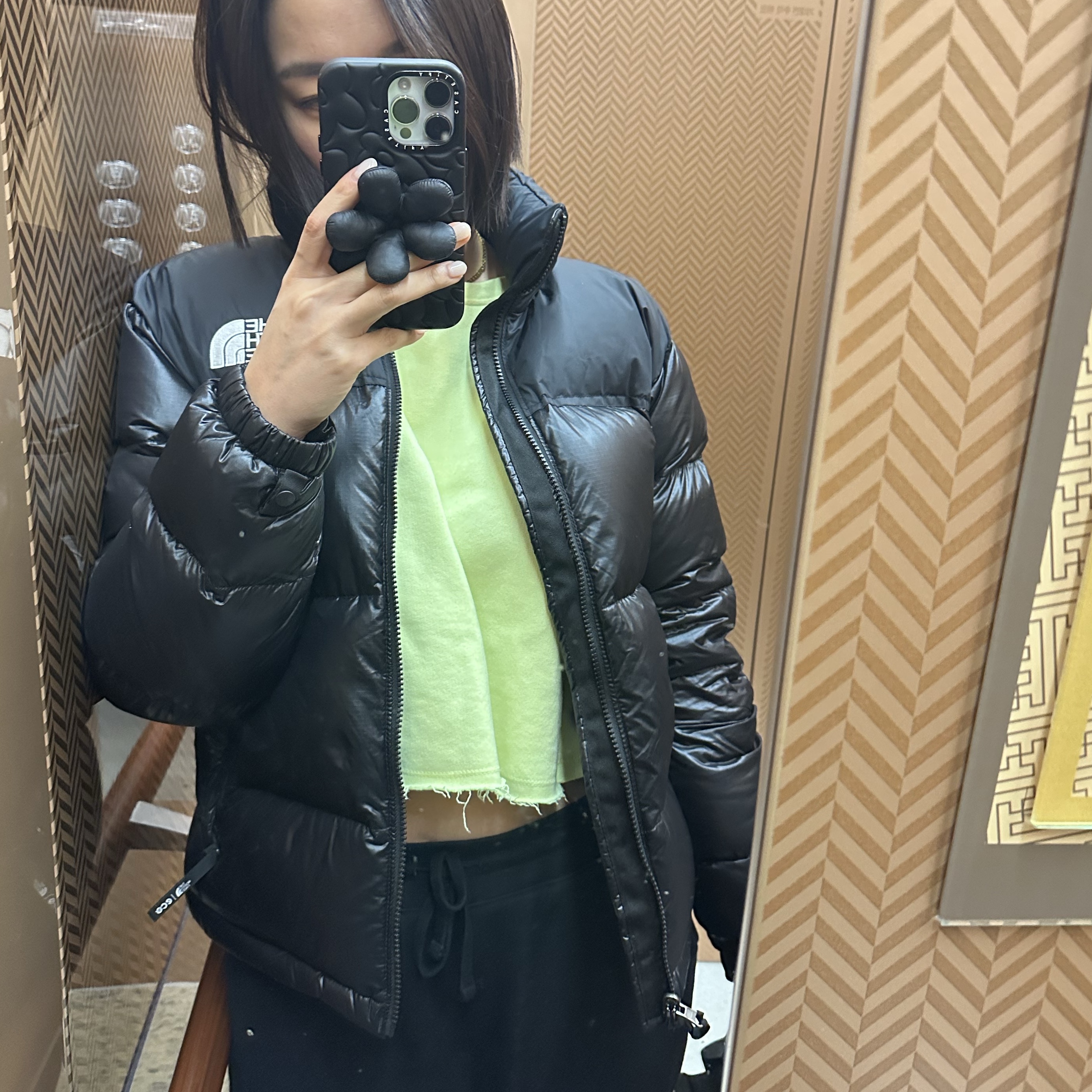 The North Face 1996 Eco Nuptse Jacket Real Black 착용 스타일