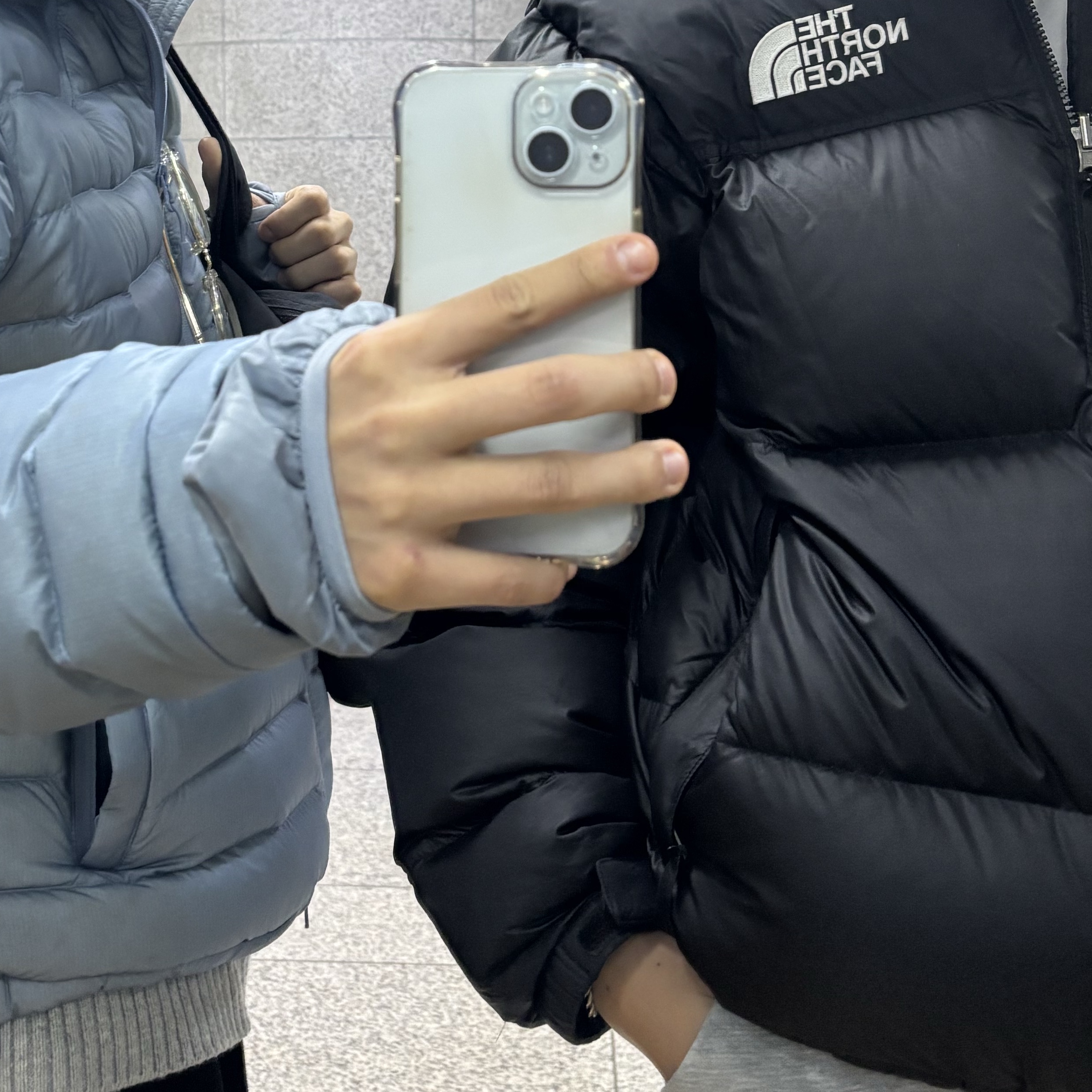 UGG Tasman Slipper Chestnut, Sansan Gear Suffix Puffer Jacket Sky Blue - 24FW 착용 스타일 - 1