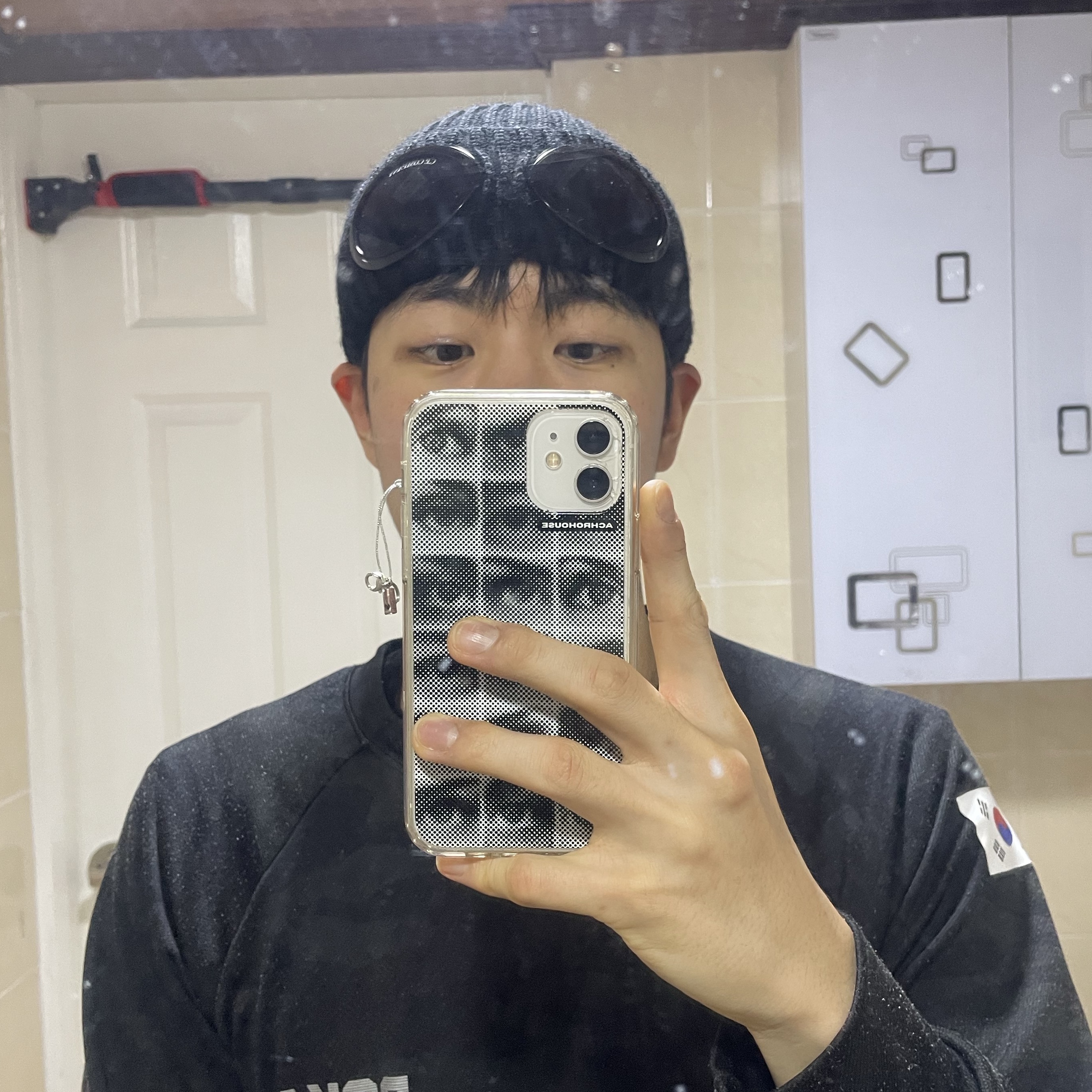 C.P. Company Extra Fine Merino Wool Goggle Beanie Black 착용 스타일