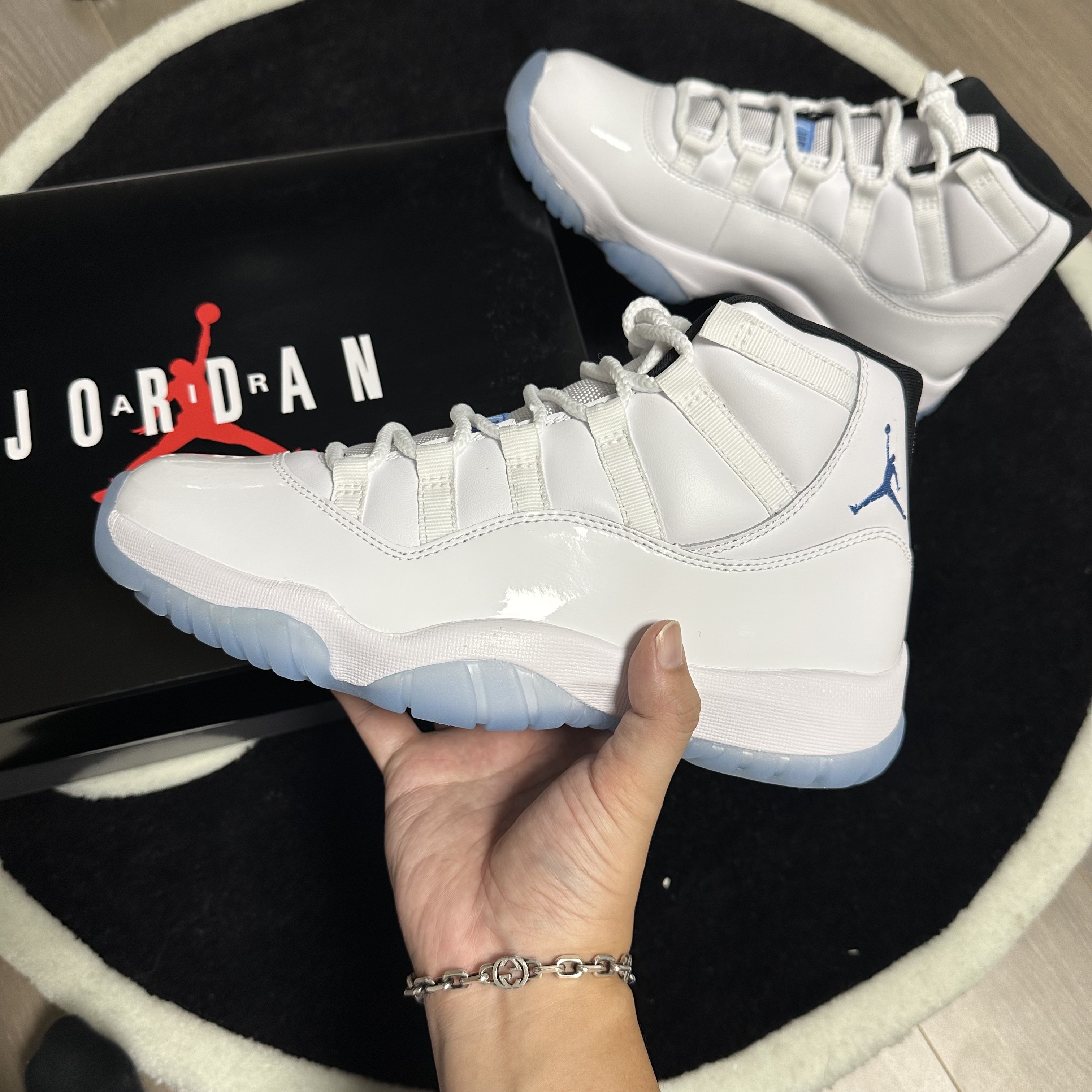 Jordan 11 Retro Legend Blue 2024 착용 스타일