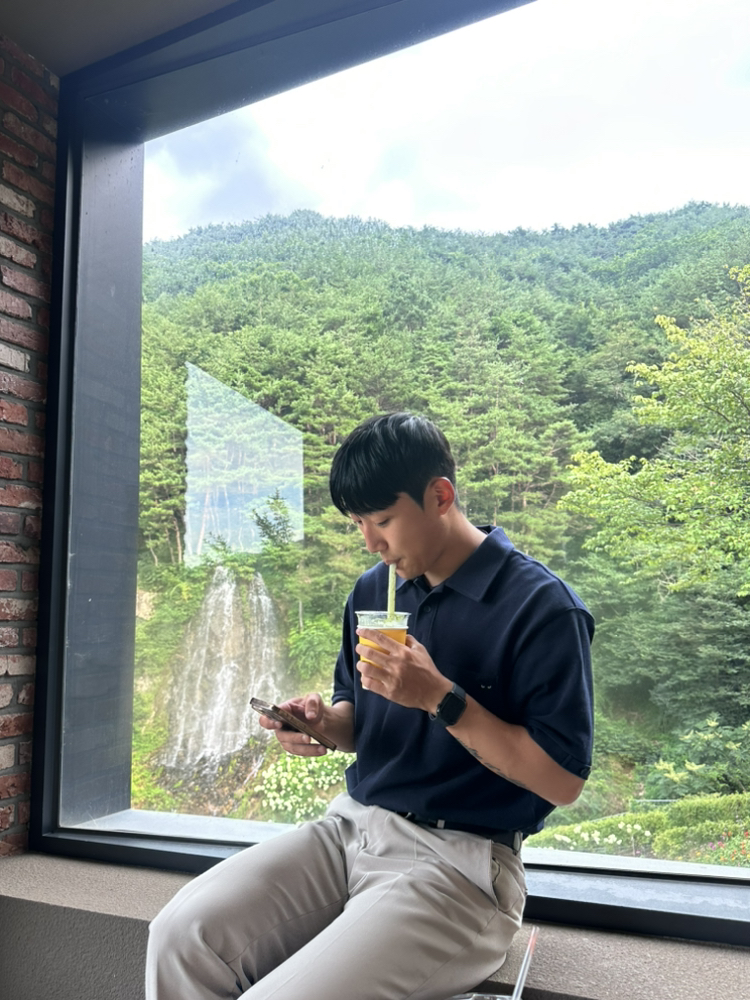 KREAM 프로필 이미지