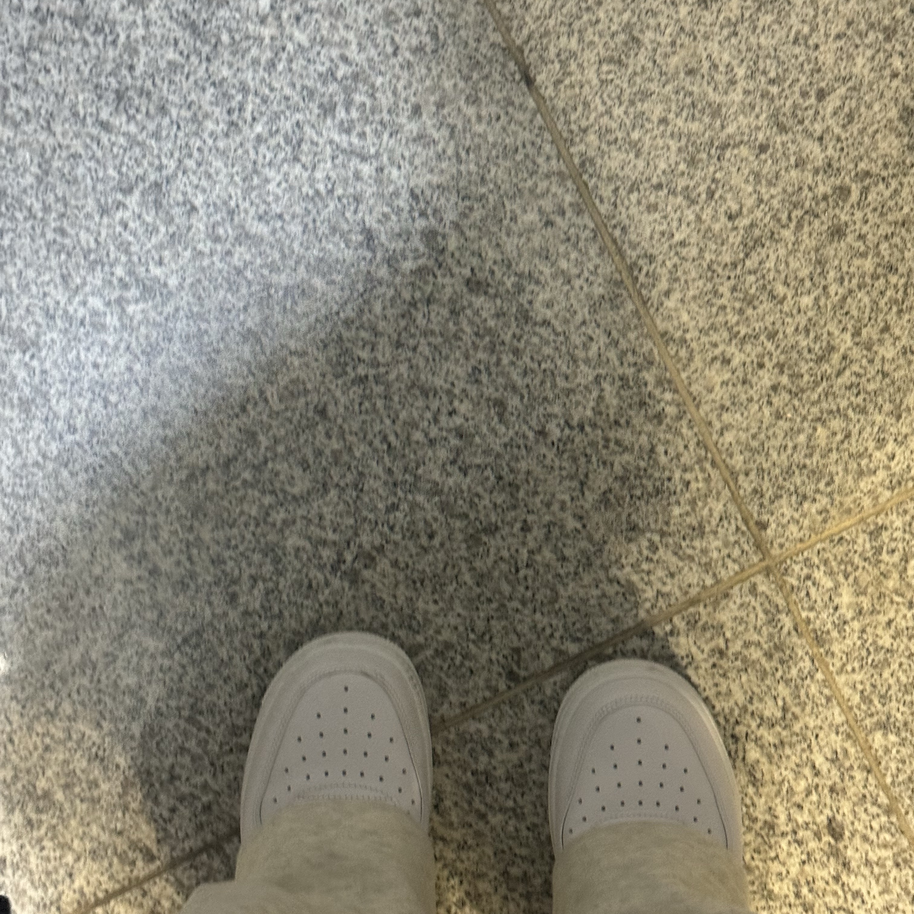 (W) Nike Air Force 1 '07 Low White 착용 스타일 - 4