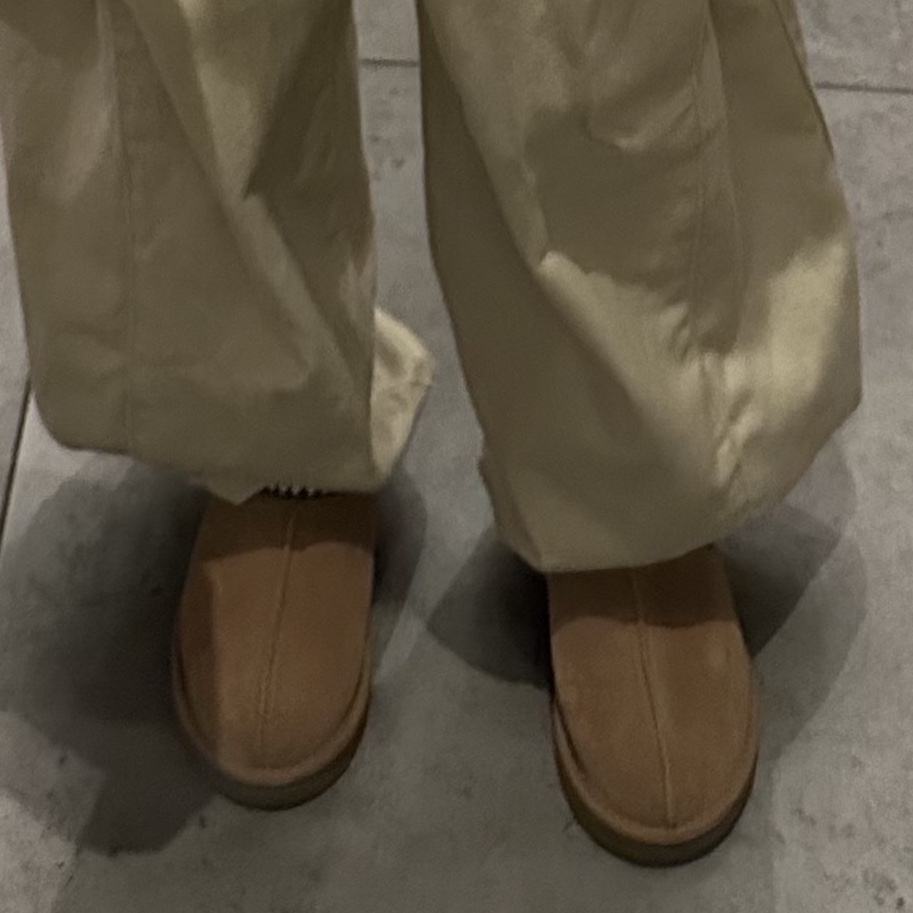 (W) UGG Tasman Slipper Chestnut 착용 스타일