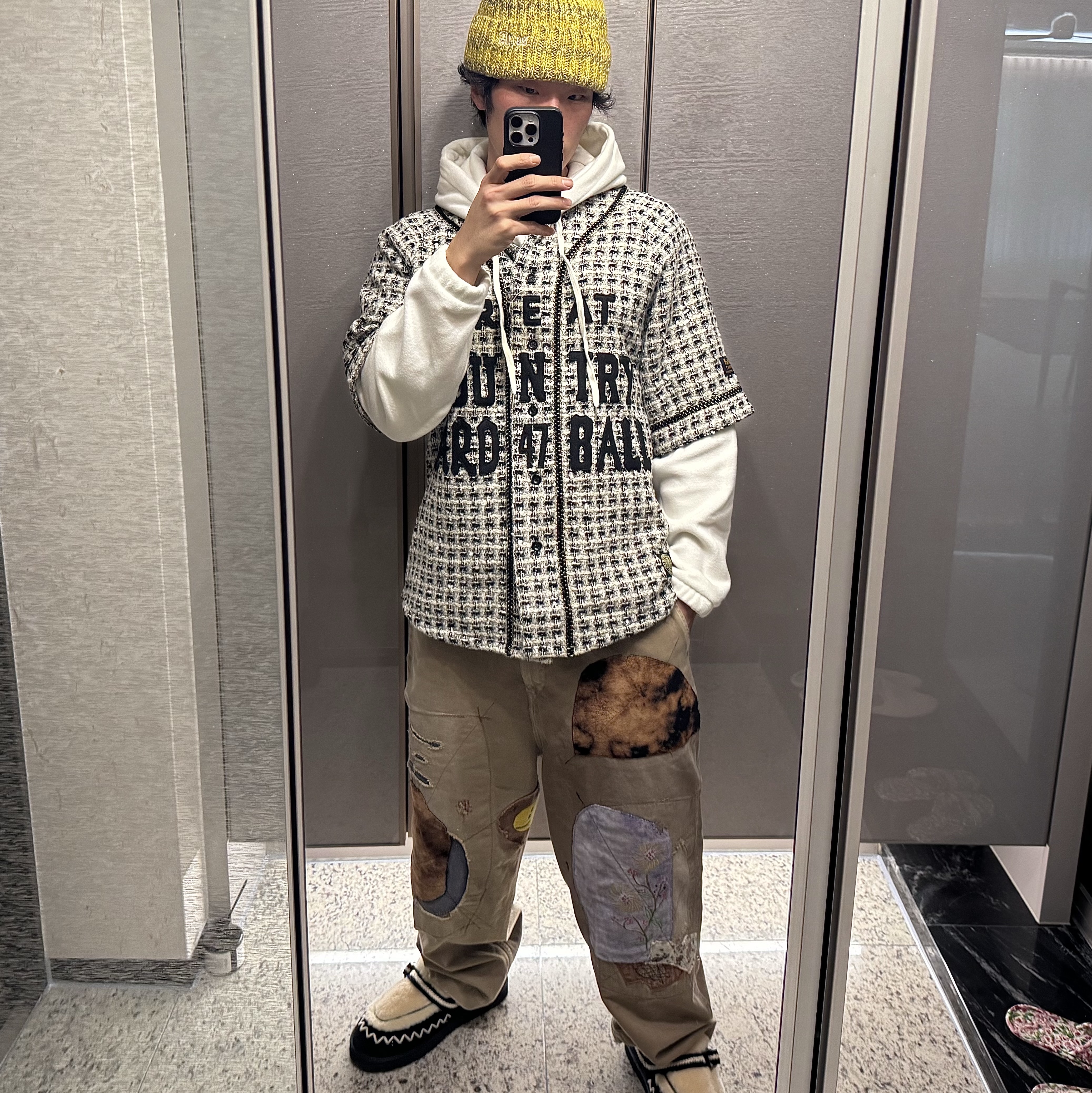 Kapital Fancy Tweed Great Kountry Baseball Shirt White, Kapital Katsuragi High Waist Neem Pants Beige 착용 스타일 - 1