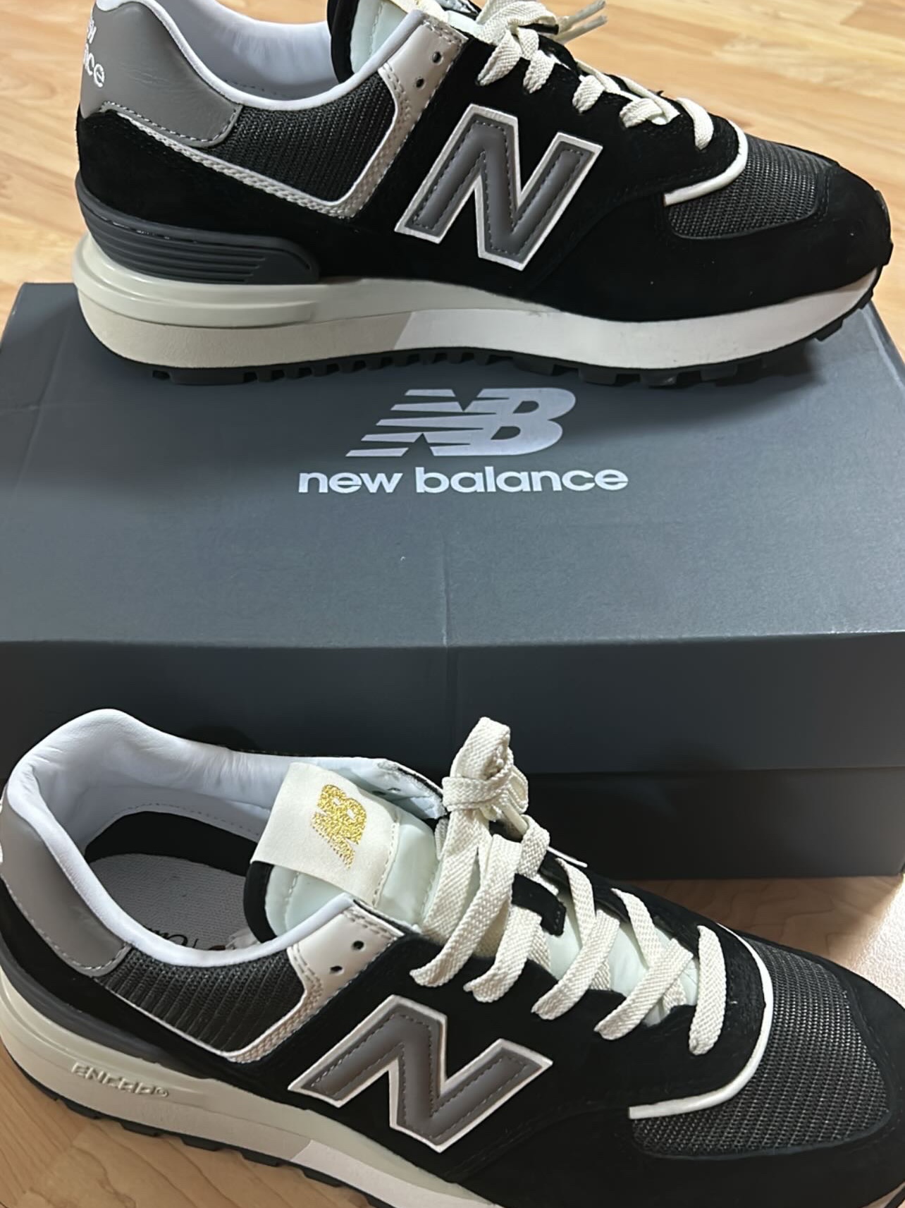 New Balance 574 Legacy Black 착용 스타일
