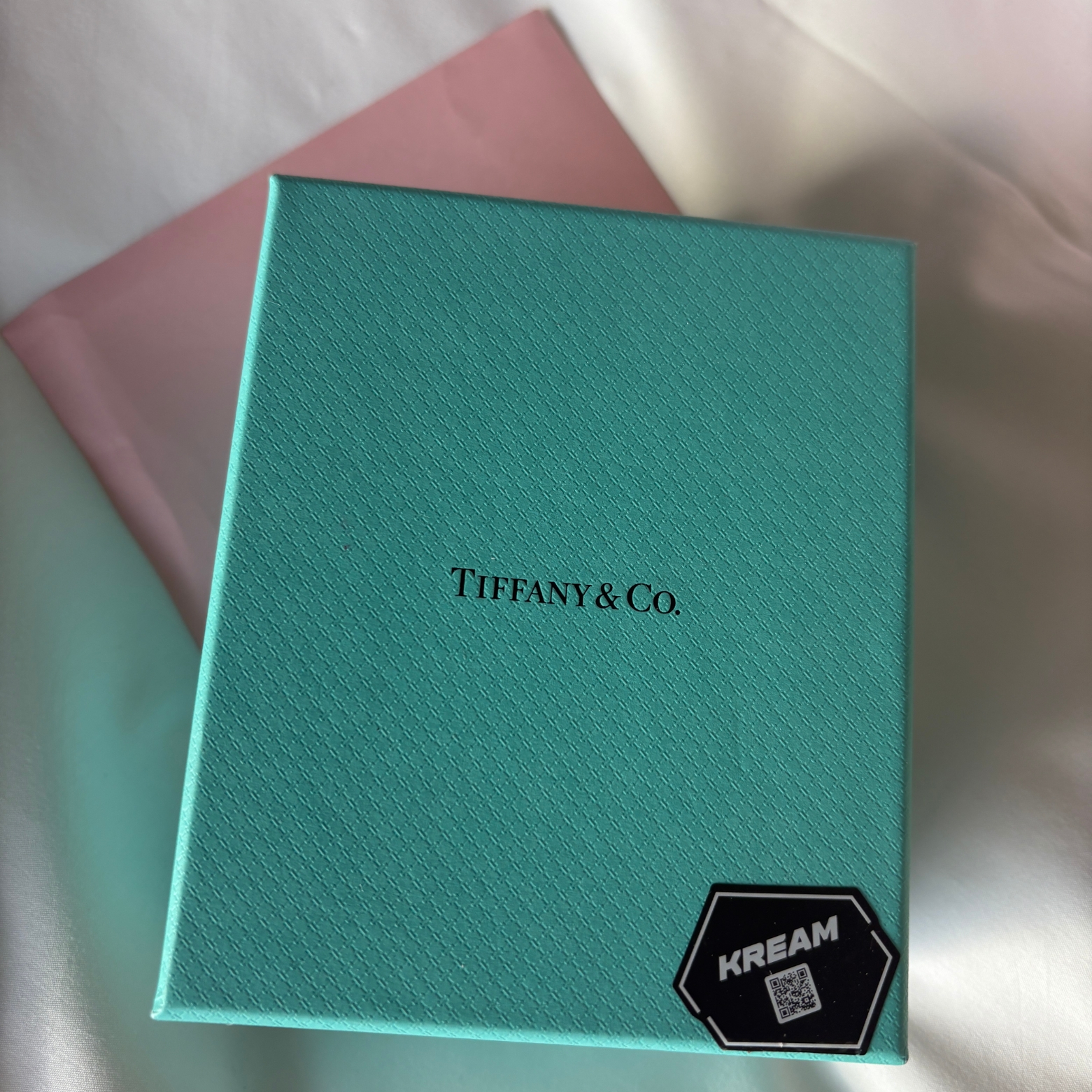 Tiffany & Co. Tiffany T Smile Pendant Small Rose Gold, (W) Play Comme des Garcons Double Heart Knit Cardigan Pink 착용 스타일 - 2