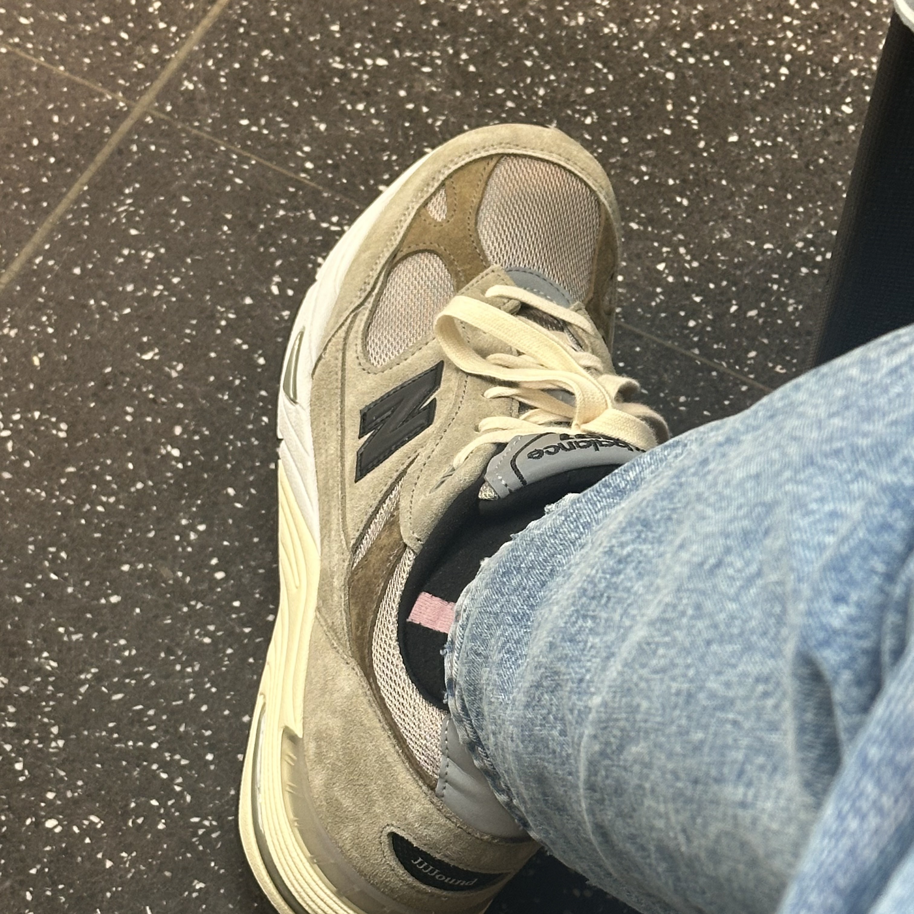 New Balance x JJJJound 991 Made in UK Grey 착용 스타일 - 1