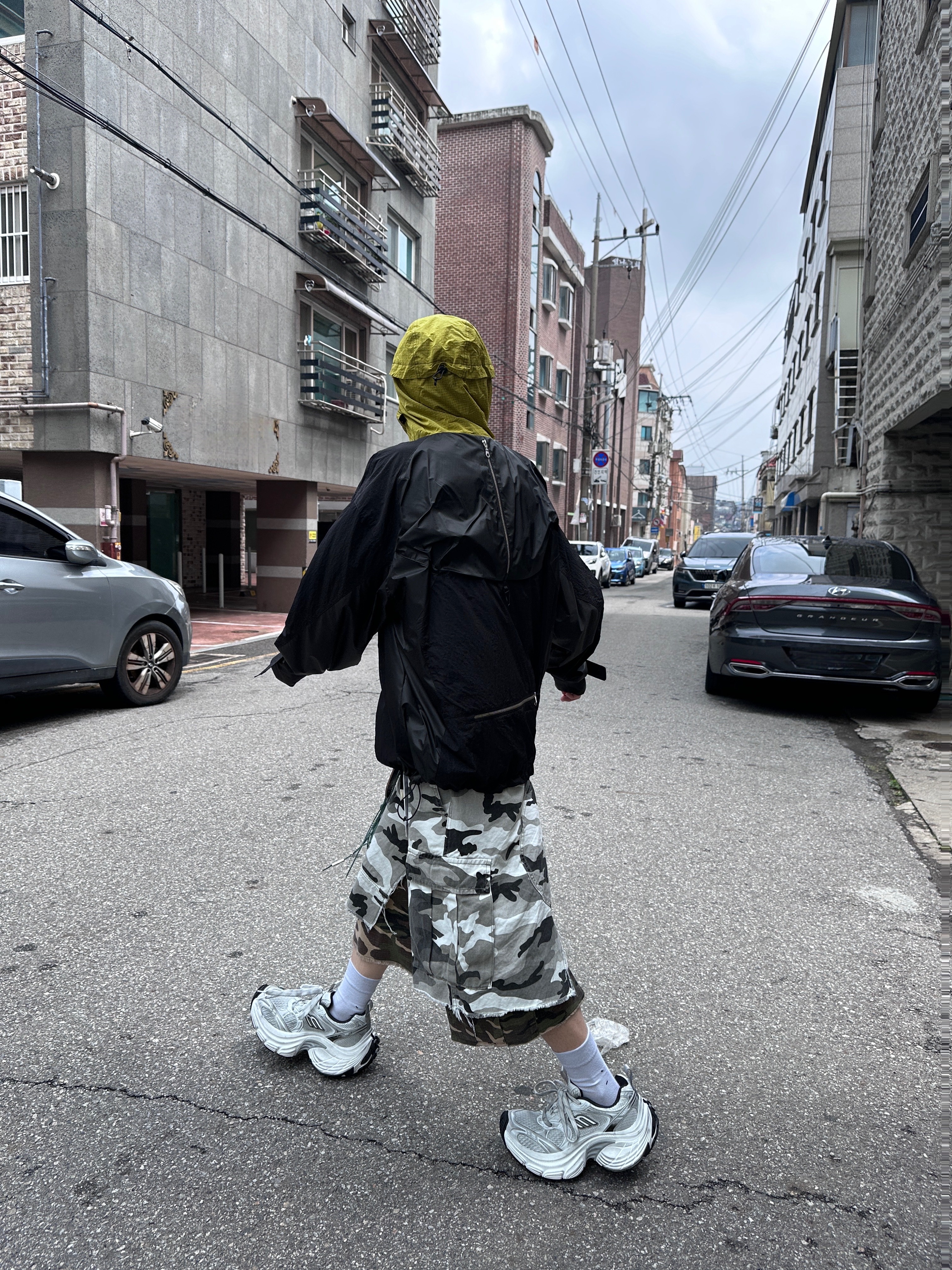 Project G/R x MFM333. Layered Skirt Camo Cargo Shorts Multi Camo 착용 스타일 - 4