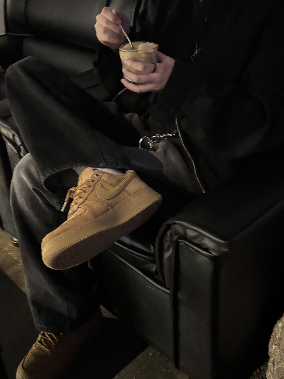 (W) Nike Air Force 1 '07 WB Flax Wheat 착용 스타일