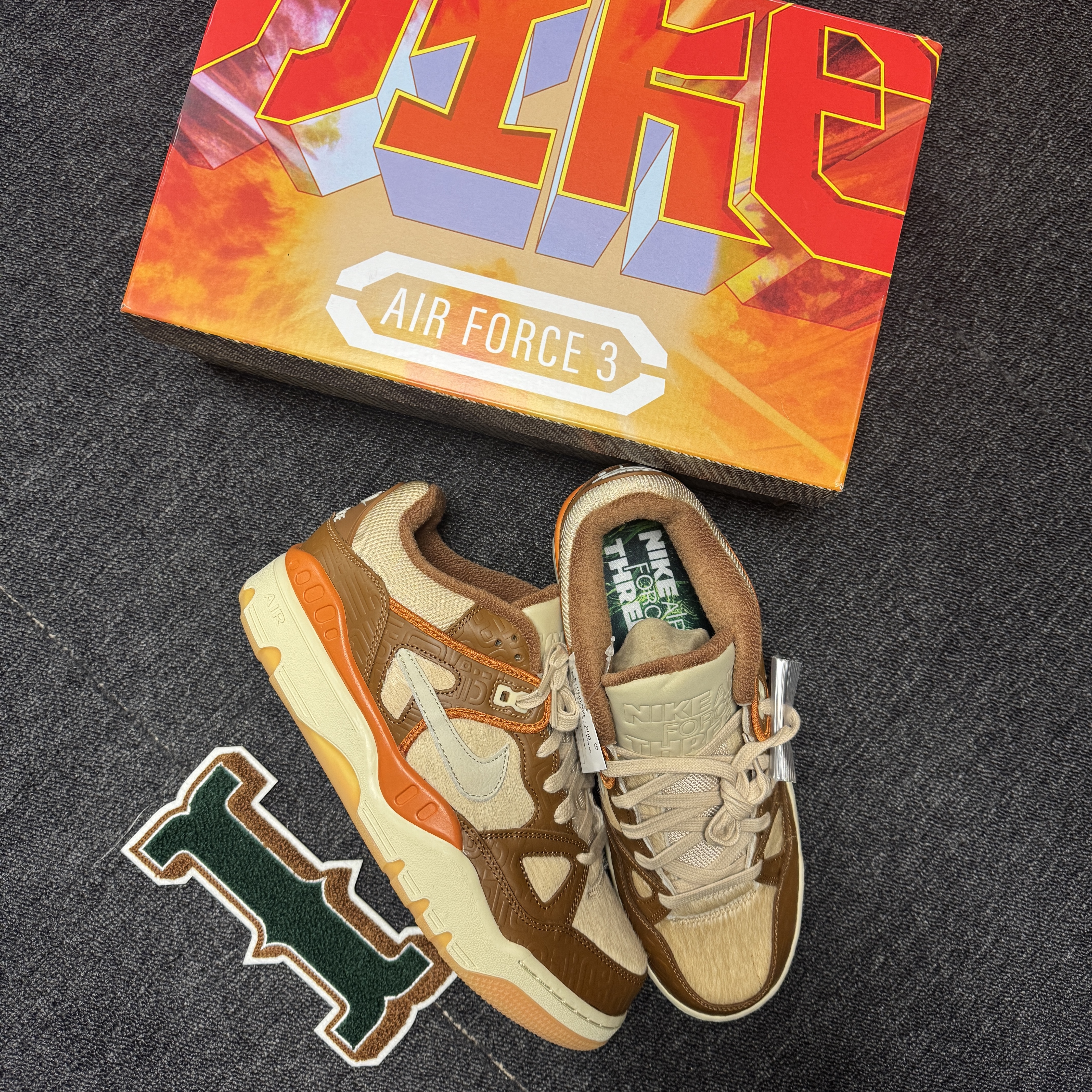 Nike x Nigo Air Force 3 Low SP Light British Tan Fossil 착용 스타일 - 1