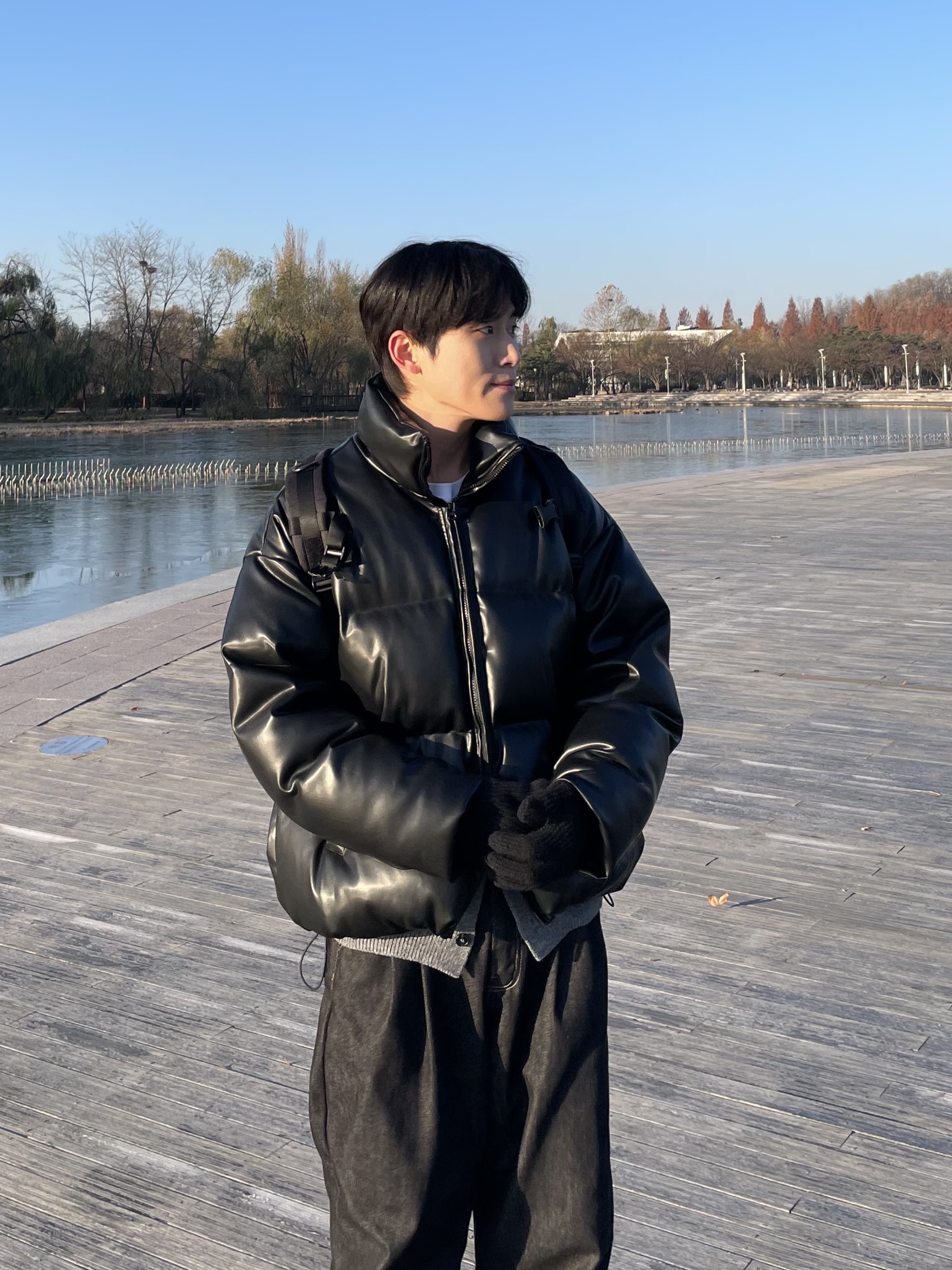 QT8 Garments GB Synthetic Leather Duck Down Short Padding Black, Nike Air Force 1 '07 WB Flax 착용 스타일 - 2