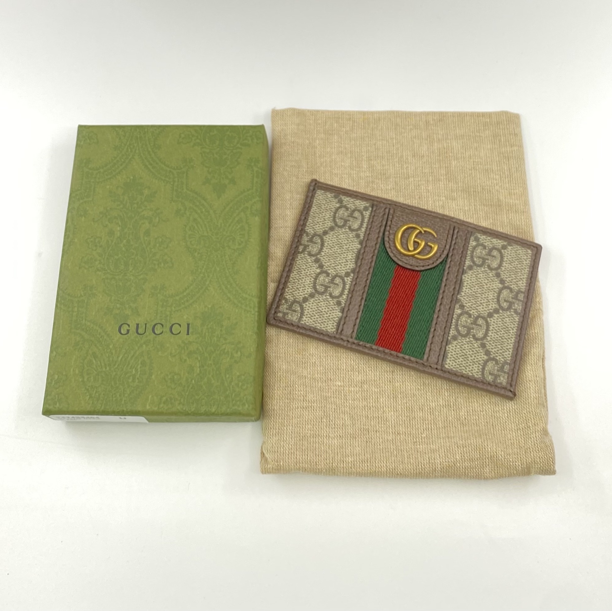 Gucci Ophidia GG Card Case Beige Ebony 착용 스타일 - 2