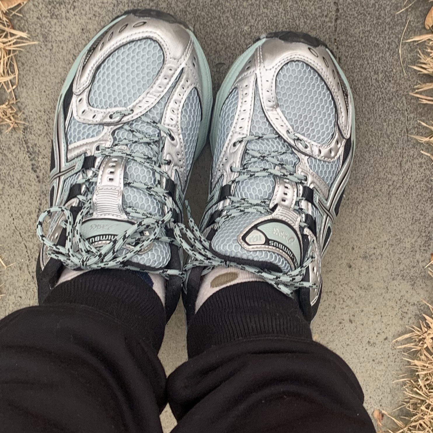 Asics Gel-Nimbus 10.1 Ocean Haze Pure Silver 착용 스타일