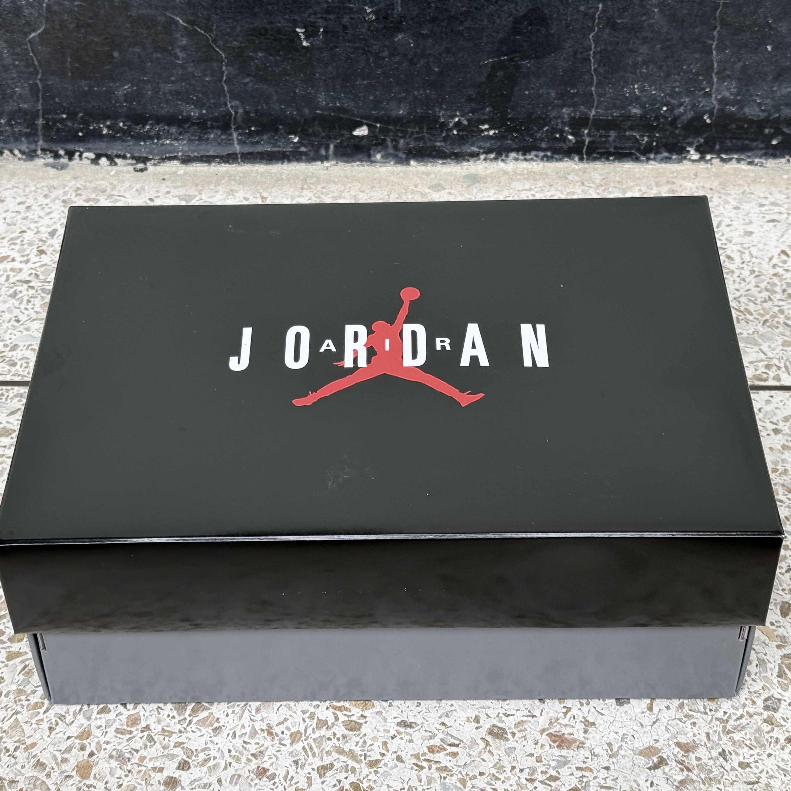 (GS) Jordan 11 Retro Legend Blue 2024 착용 스타일 - 6