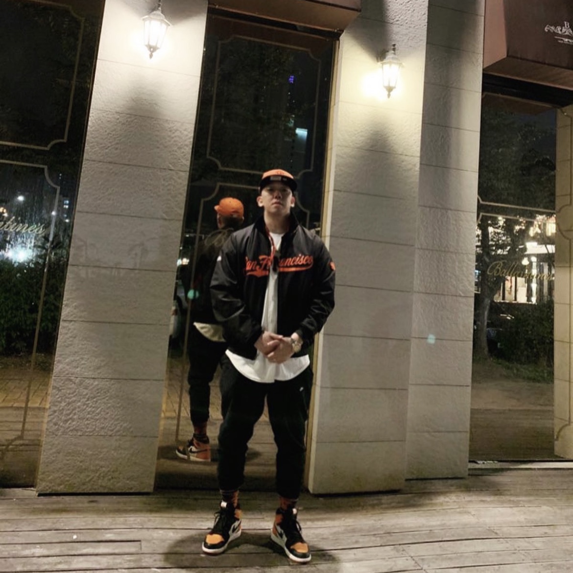 Jordan 1 Retro Shattered Backboard 착용 스타일