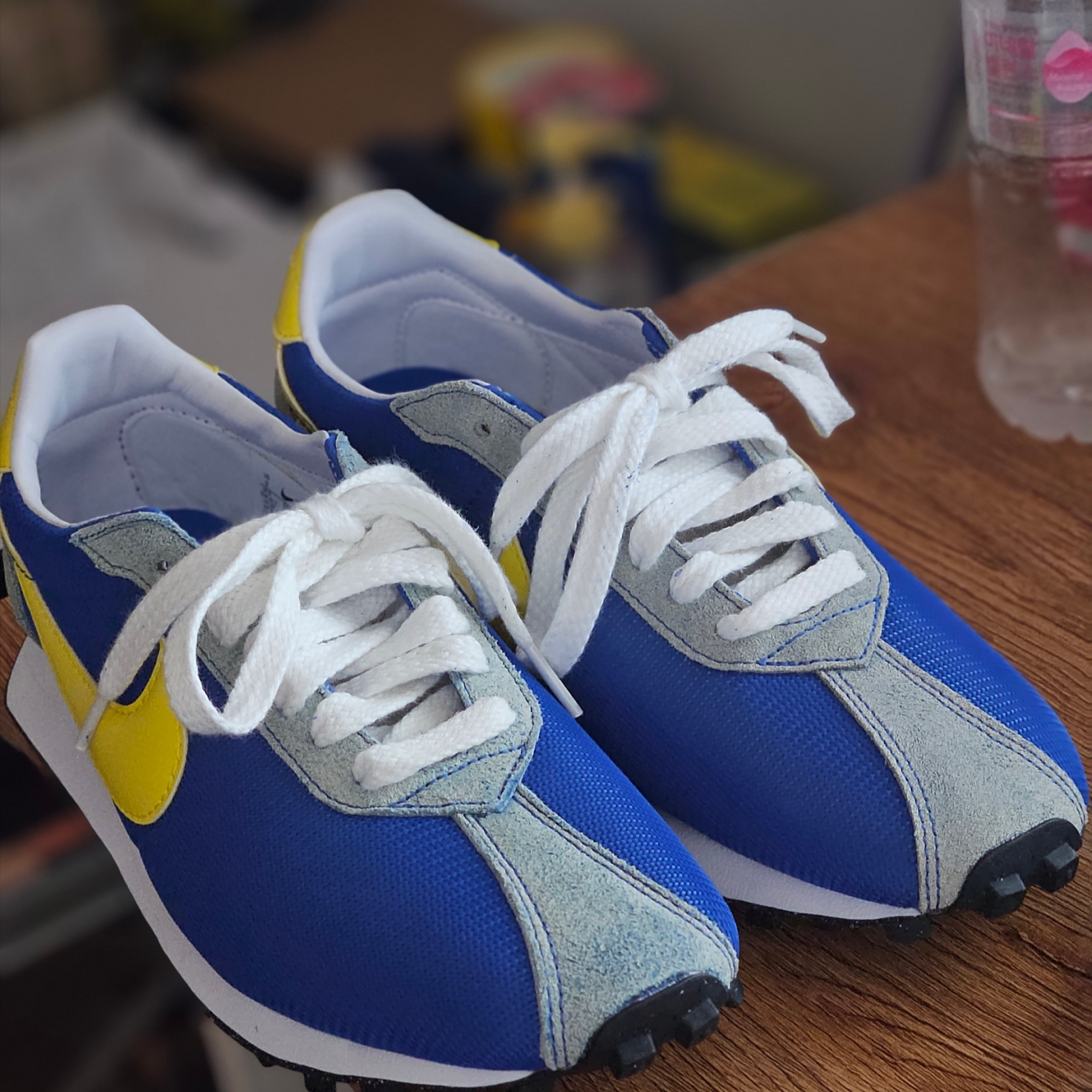 Nike LD-1000 SP Game Royal and Opti Yellow 착용 스타일
