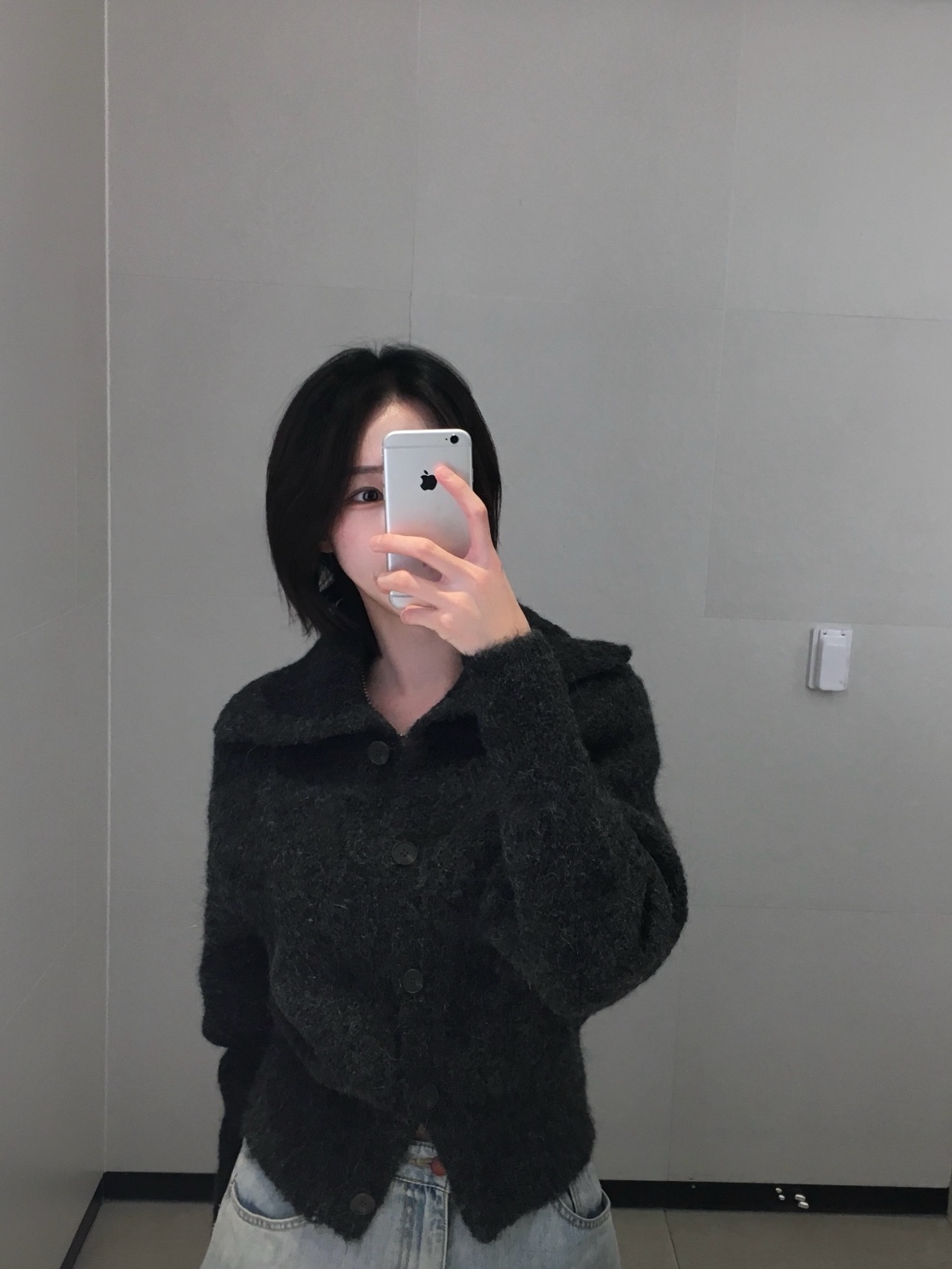 (W) COS Spread-Collar Textured Alpaca Blend Cardigan Charcoal 착용 스타일
