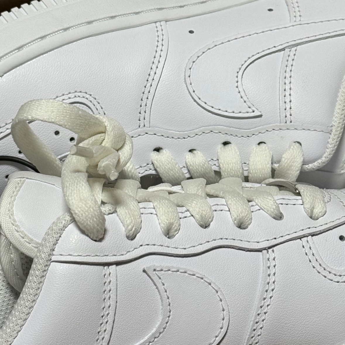 (W) Nike Air Force 1 '07 Low White 착용 스타일 - 1