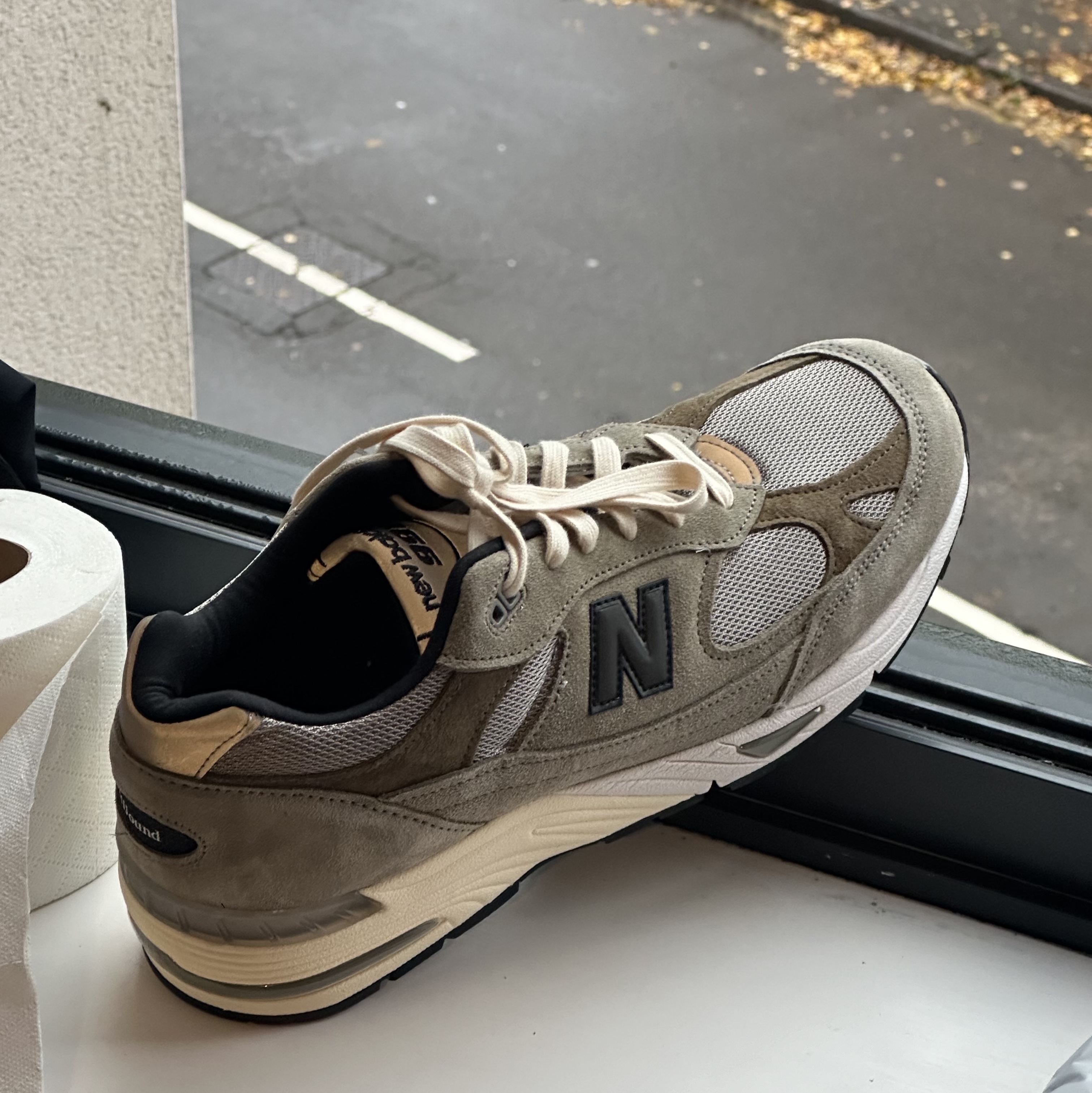 New Balance x JJJJound 991 Made in UK Grey 착용 스타일 - 2