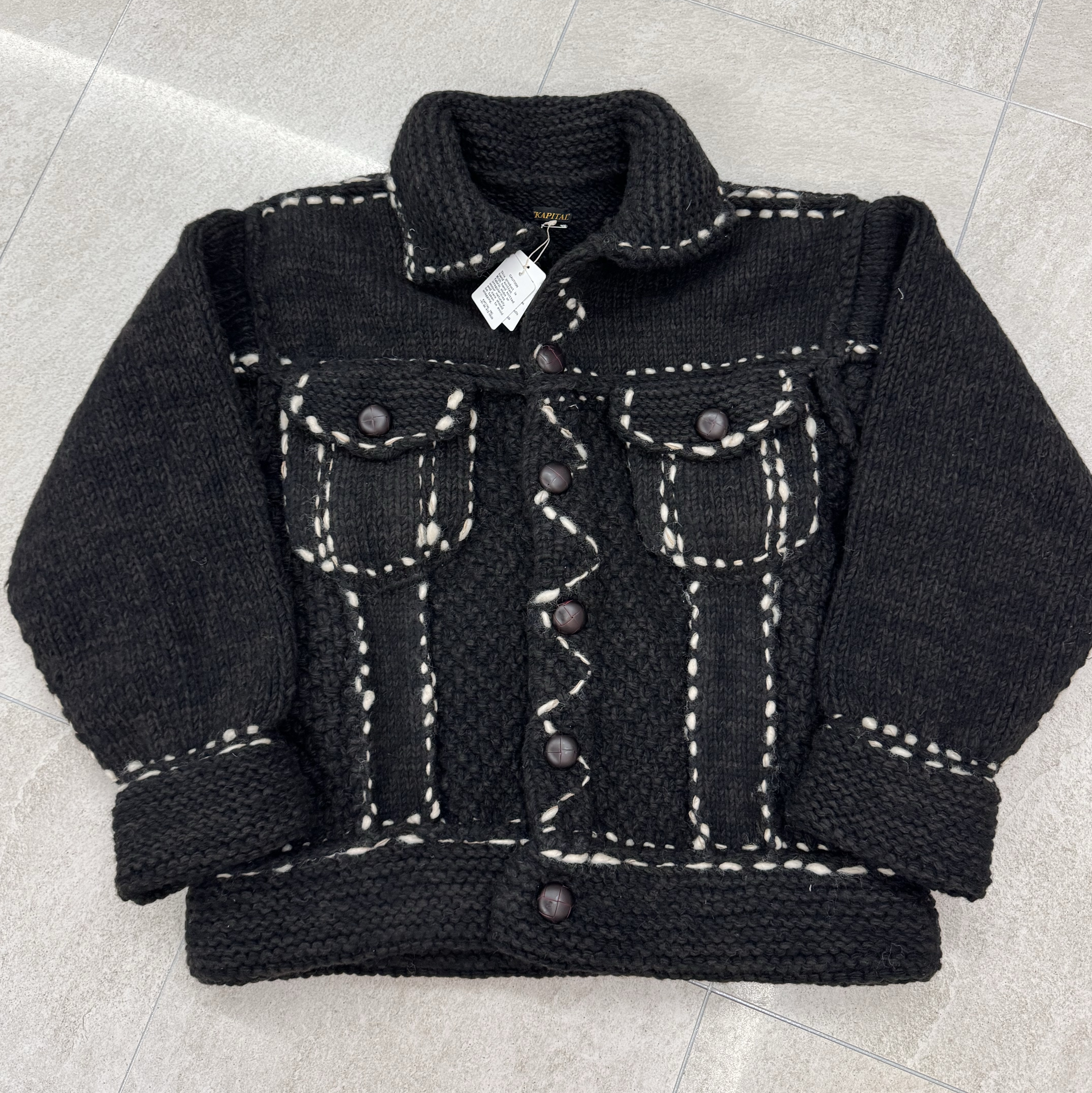 Kapital Wool Hand Knit Cowichan G Jean Black 착용 스타일 - 2