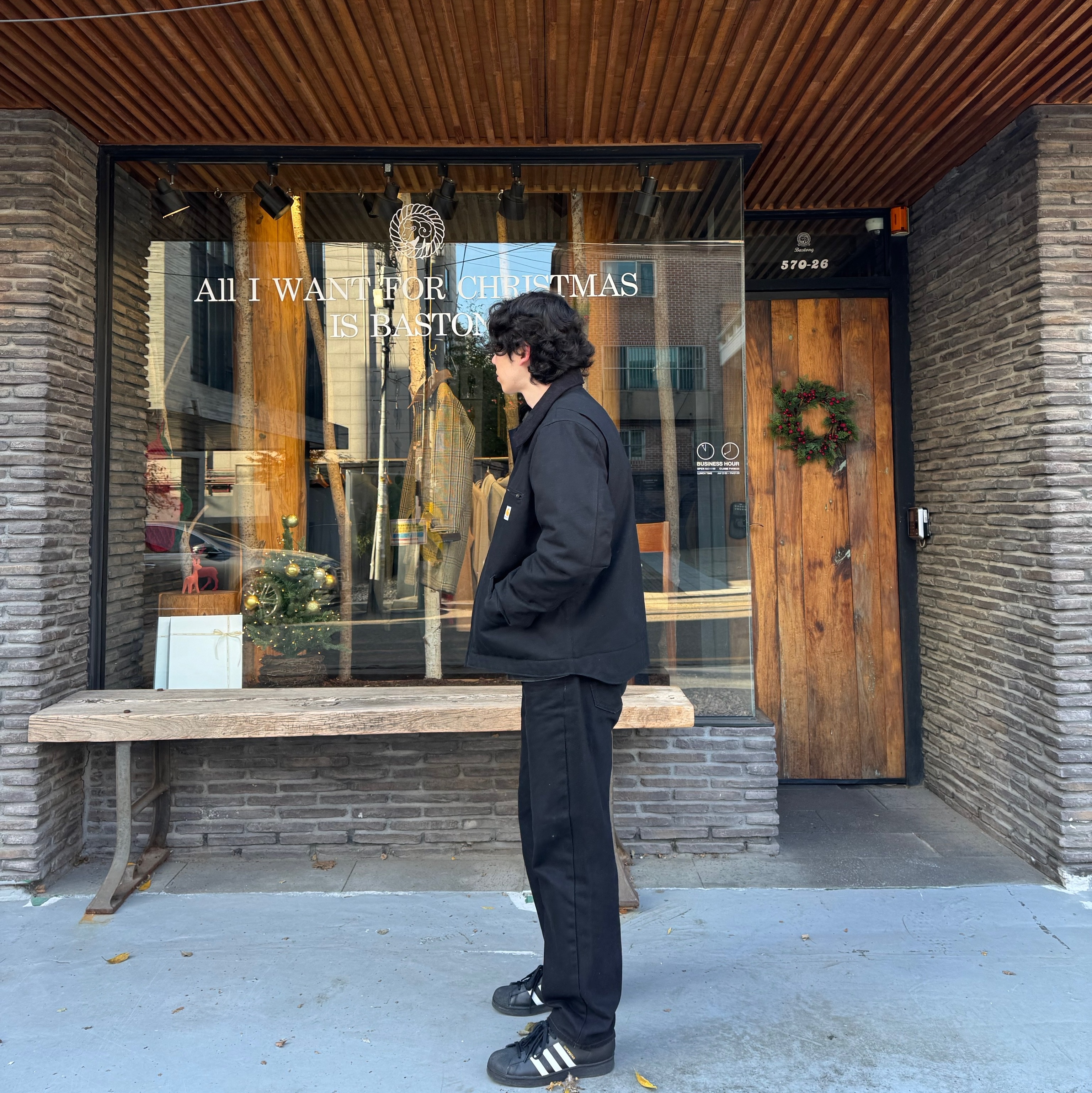 Carhartt Blanket Lined Relaxed Fit Regular Duck Detroit Jacket Black 착용 스타일 - 2