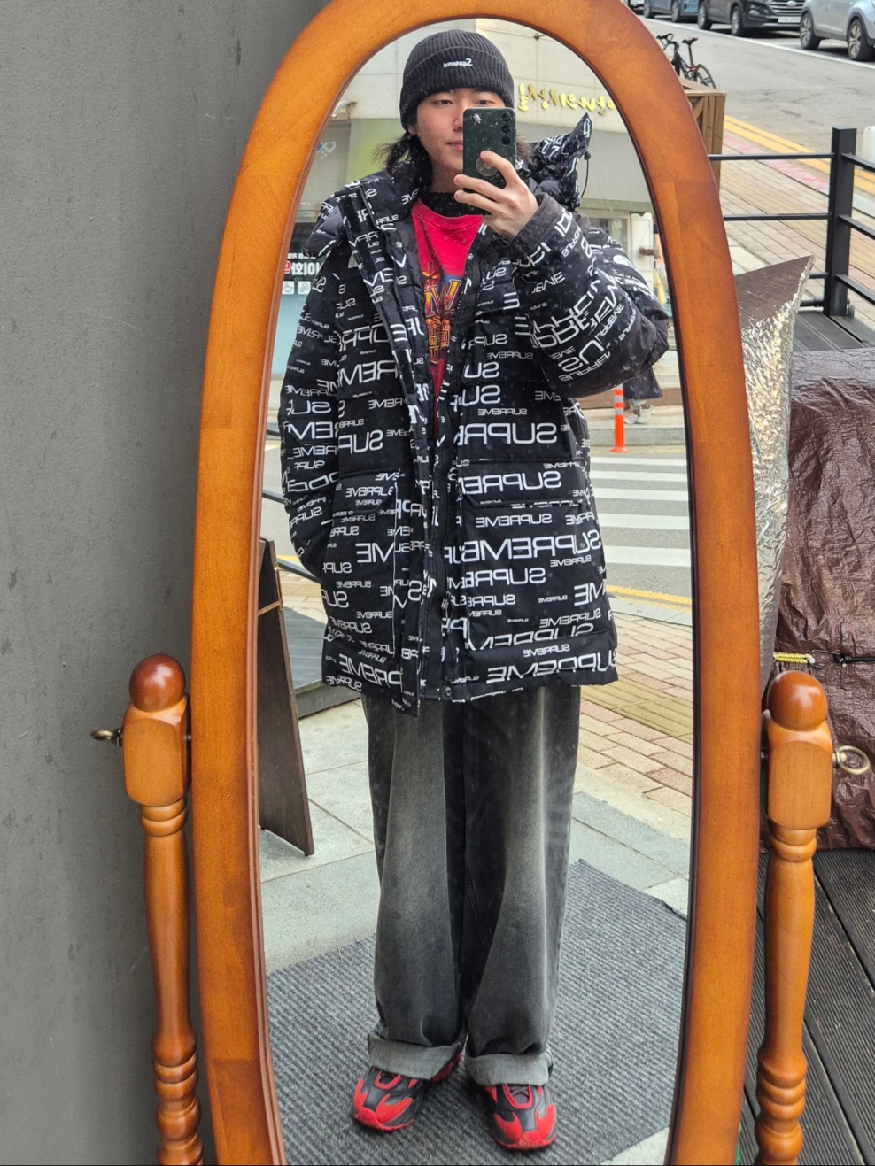 Supreme x The North Face Coldworks 700-Fill Down Parka Black - 21FW, Supreme Overdyed Beanie Black 착용 스타일