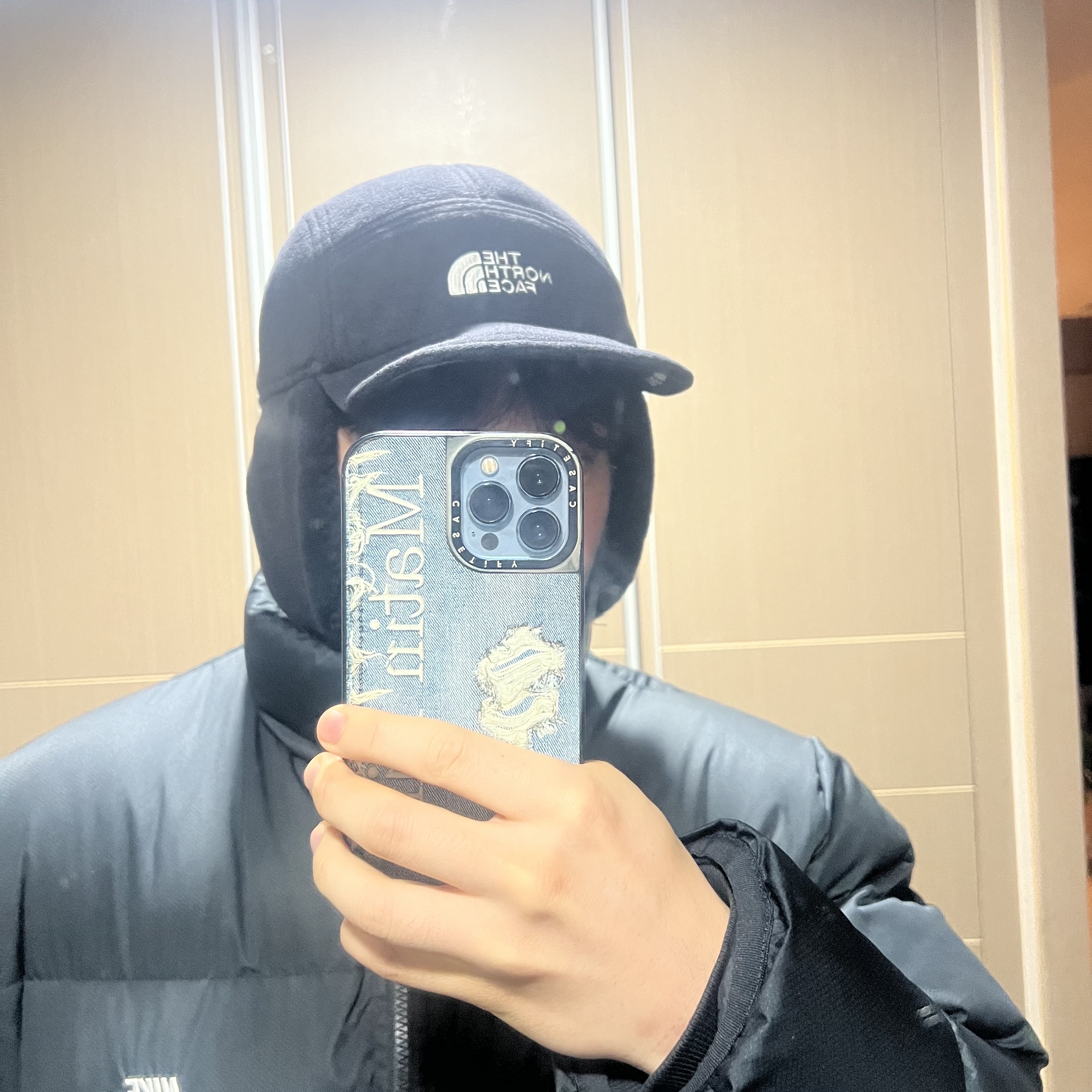 The North Face Fleece Earmuff Cap EX Black 착용 스타일