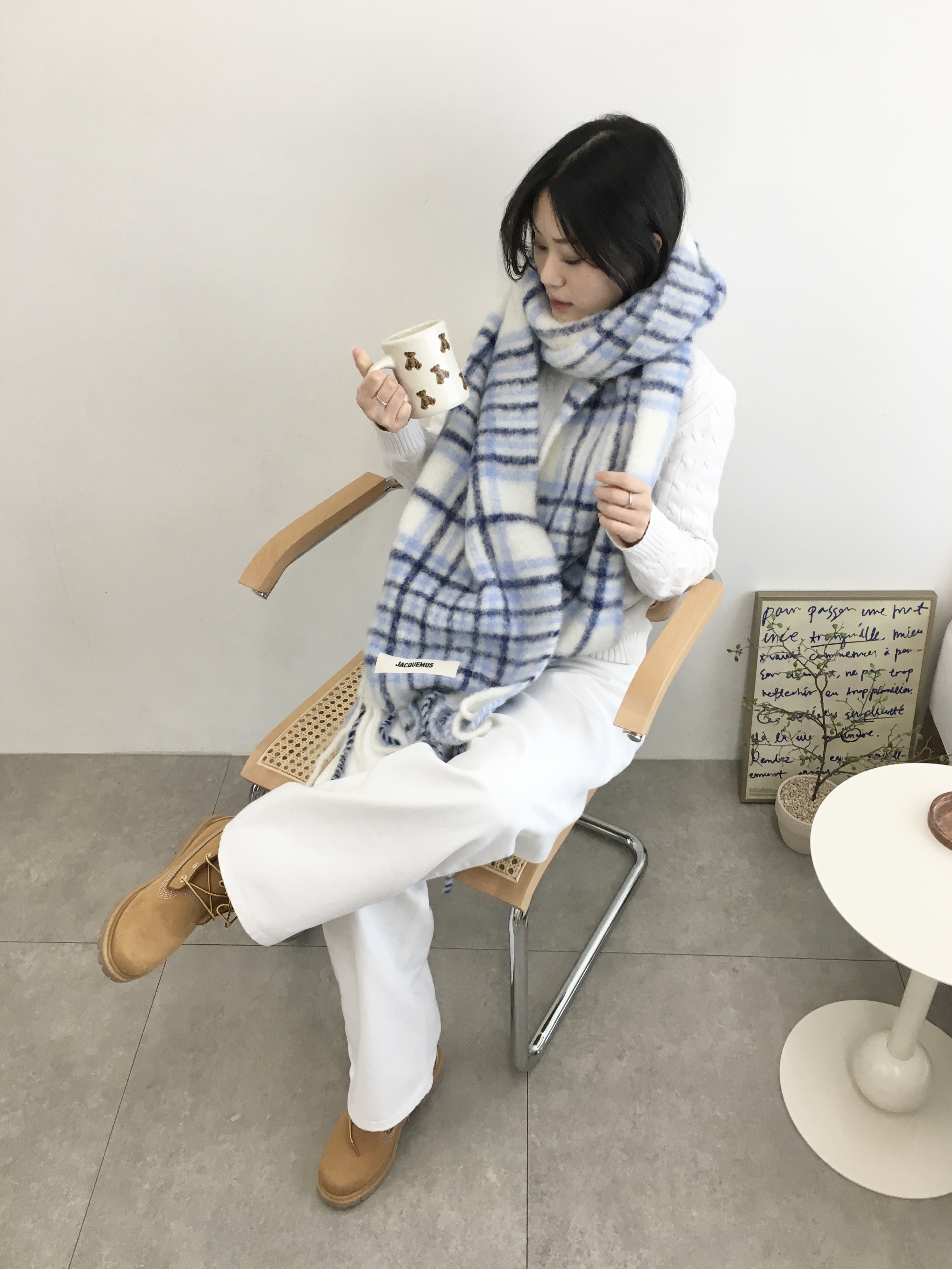 Jacquemus L’echarpe Carro Le Chouchou Jacquard Check Muffler Light Blue, (W) Timberland 6 Inch Premium Waterproof Boot Wheat Nubuck - Wide 착용 스타일
