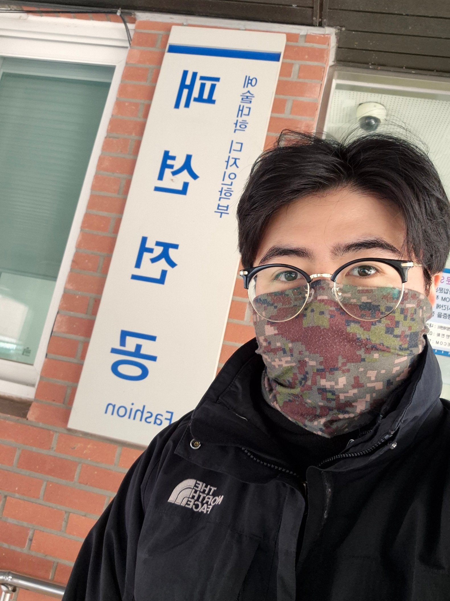 The North Face Denali Wind Jacket Black 착용 스타일