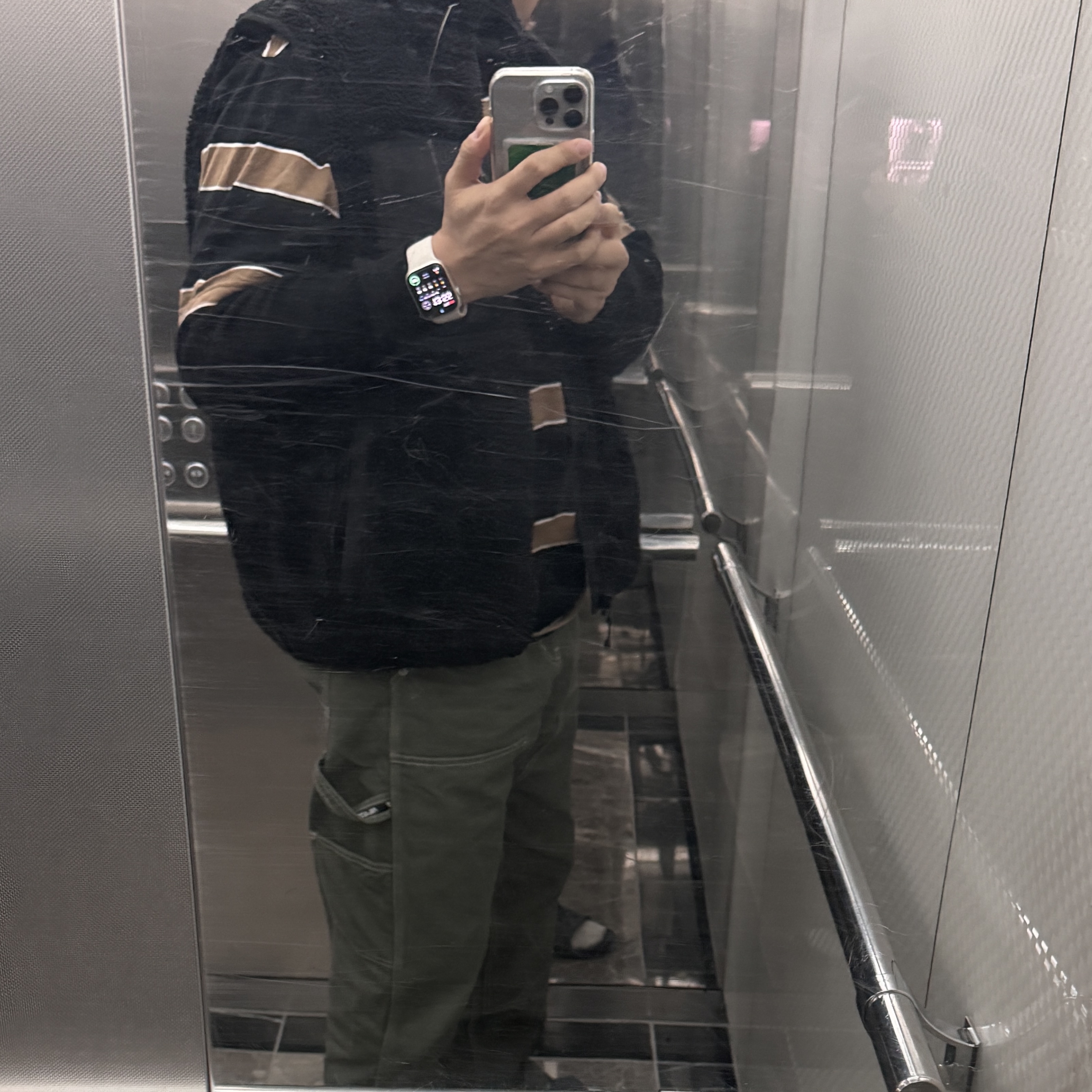 Supreme x Dickies Thermal Polo Black - 24FW, Stussy Sherpa Reversible Vest Black 착용 스타일
