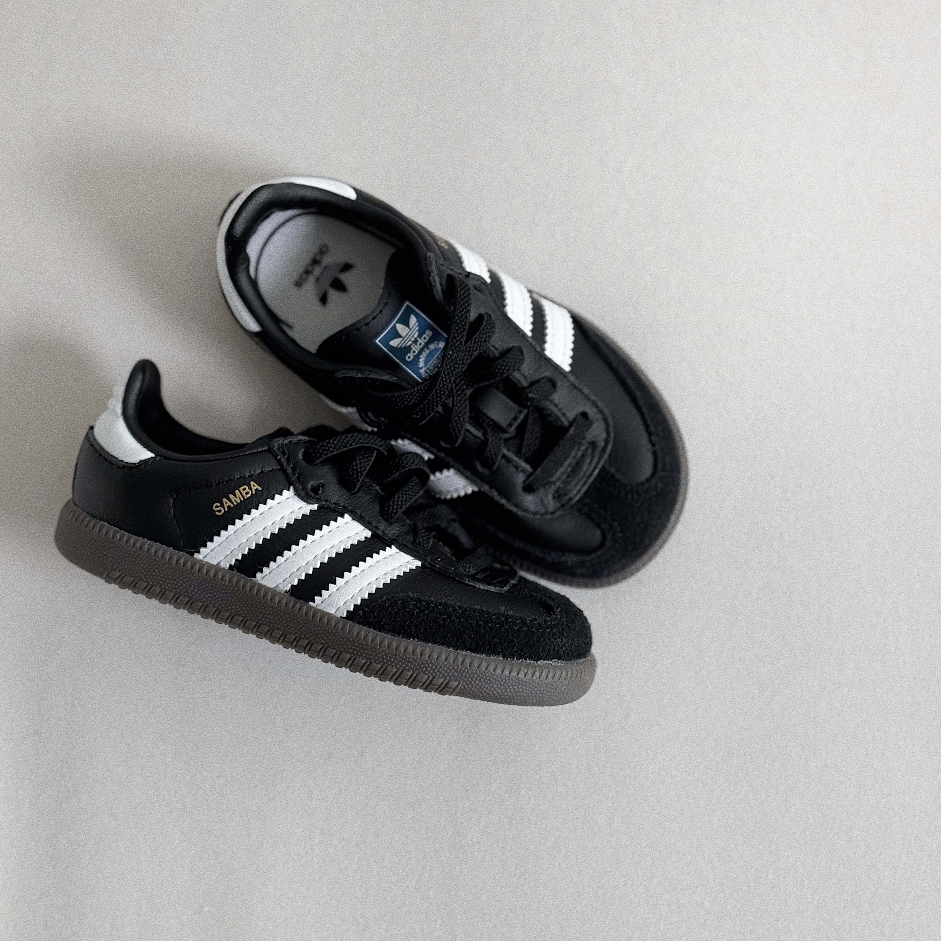 (Infant) Adidas Samba OG Core Black Cloud White 착용 스타일