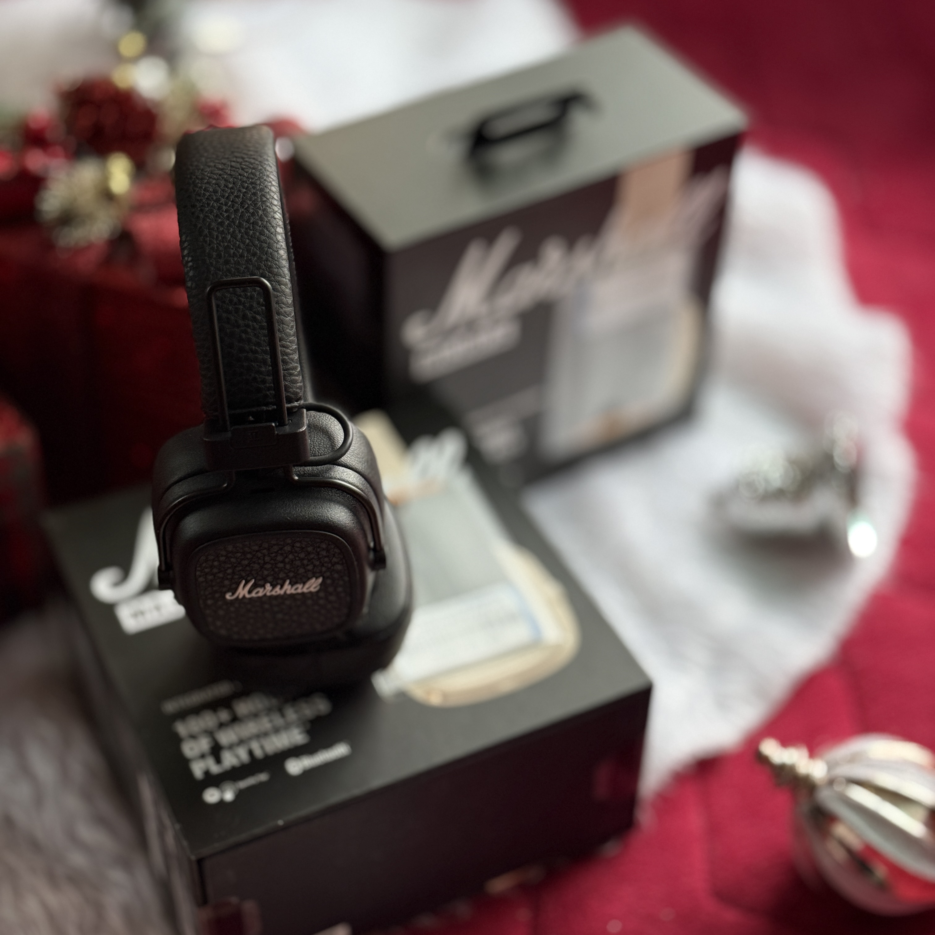 Marshall Major V Black (Korean Ver.) 착용 스타일 - 1